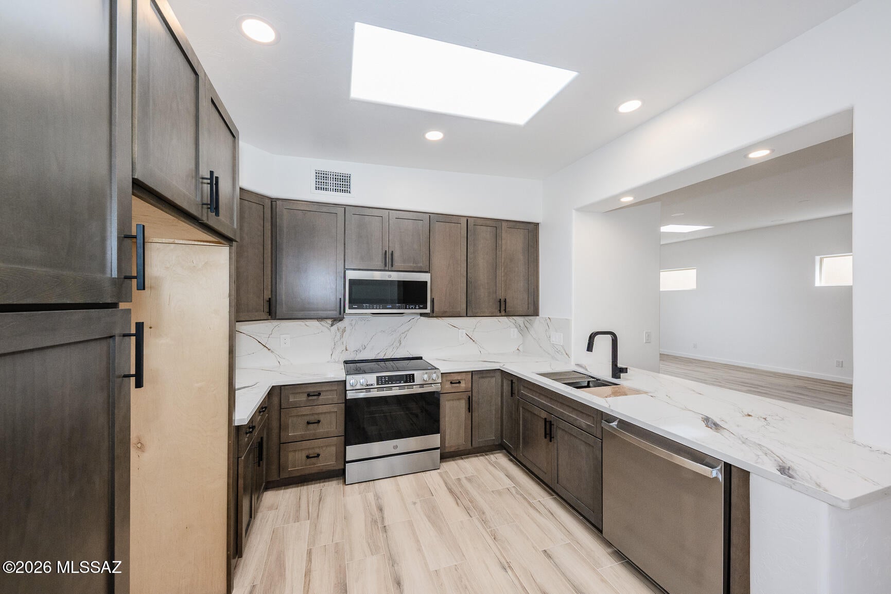 Rancho Esperero (1-343) - Residential