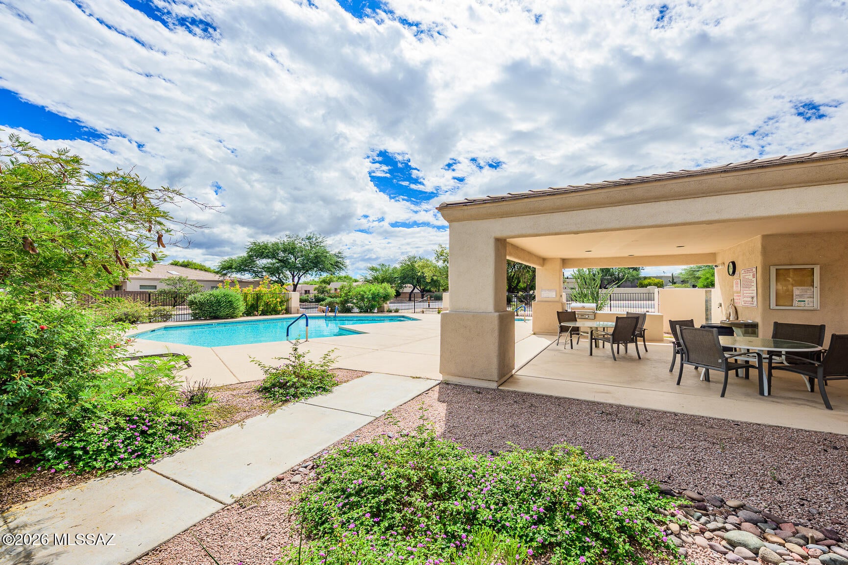 Rancho Esperero (1-343) - Residential
