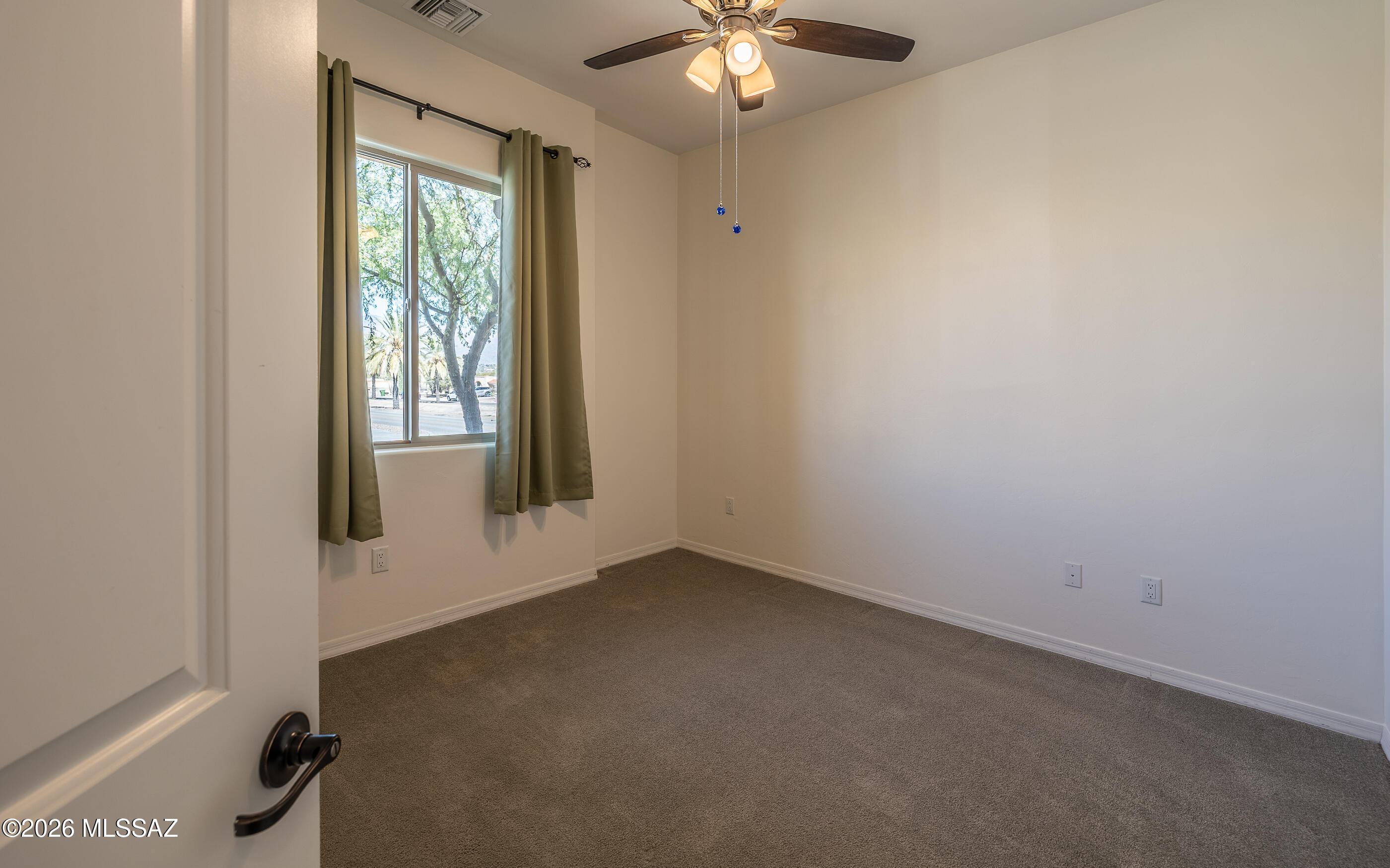 The Schoolyard SQ20152590529 - Residential