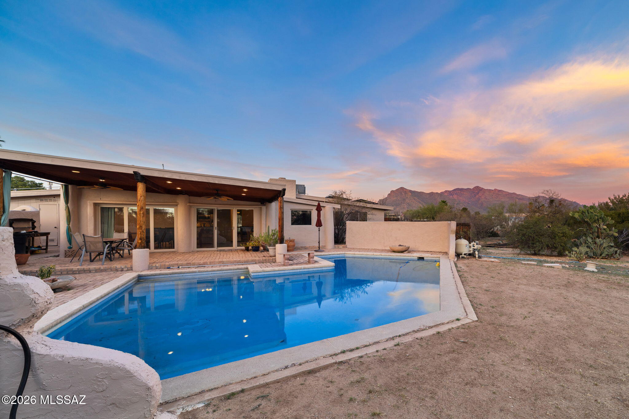 Casas Adobes West (1-220) - Residential