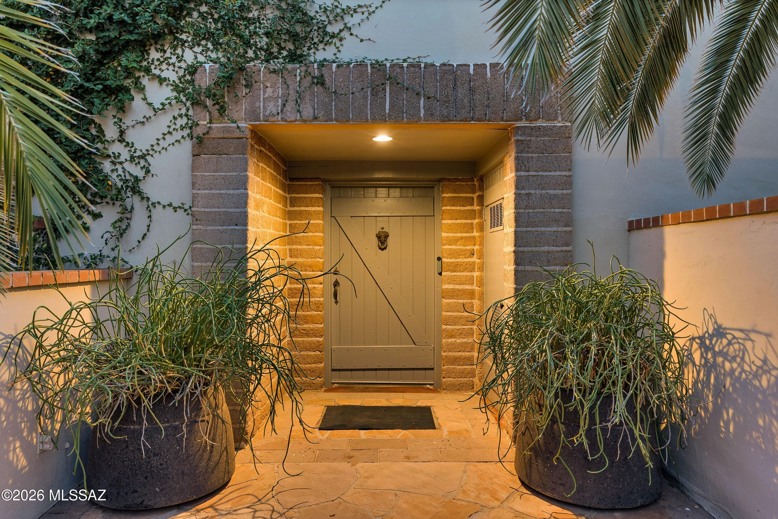 Casas Adobes Addition - Residential