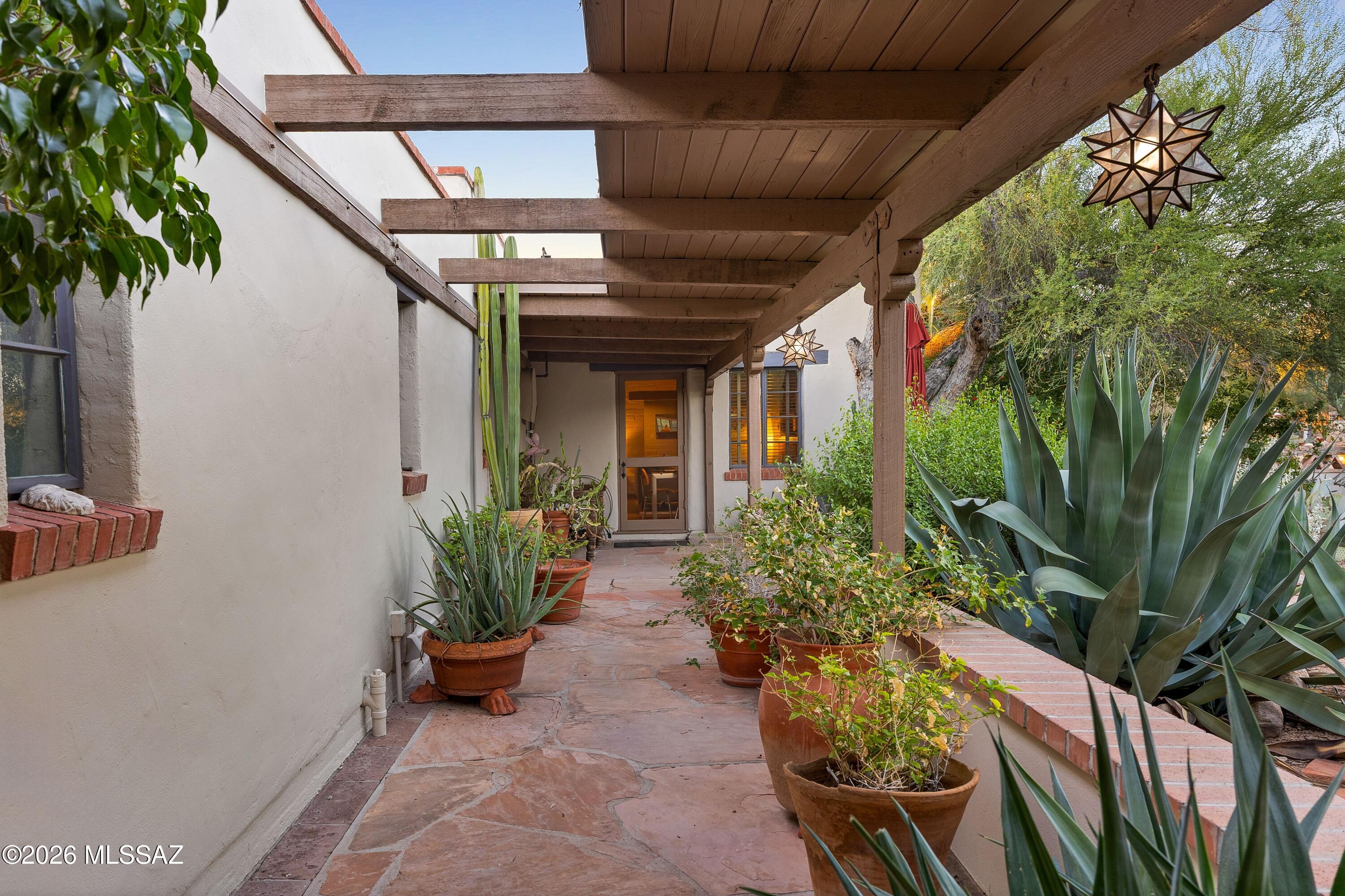 Casas Adobes Addition - Residential