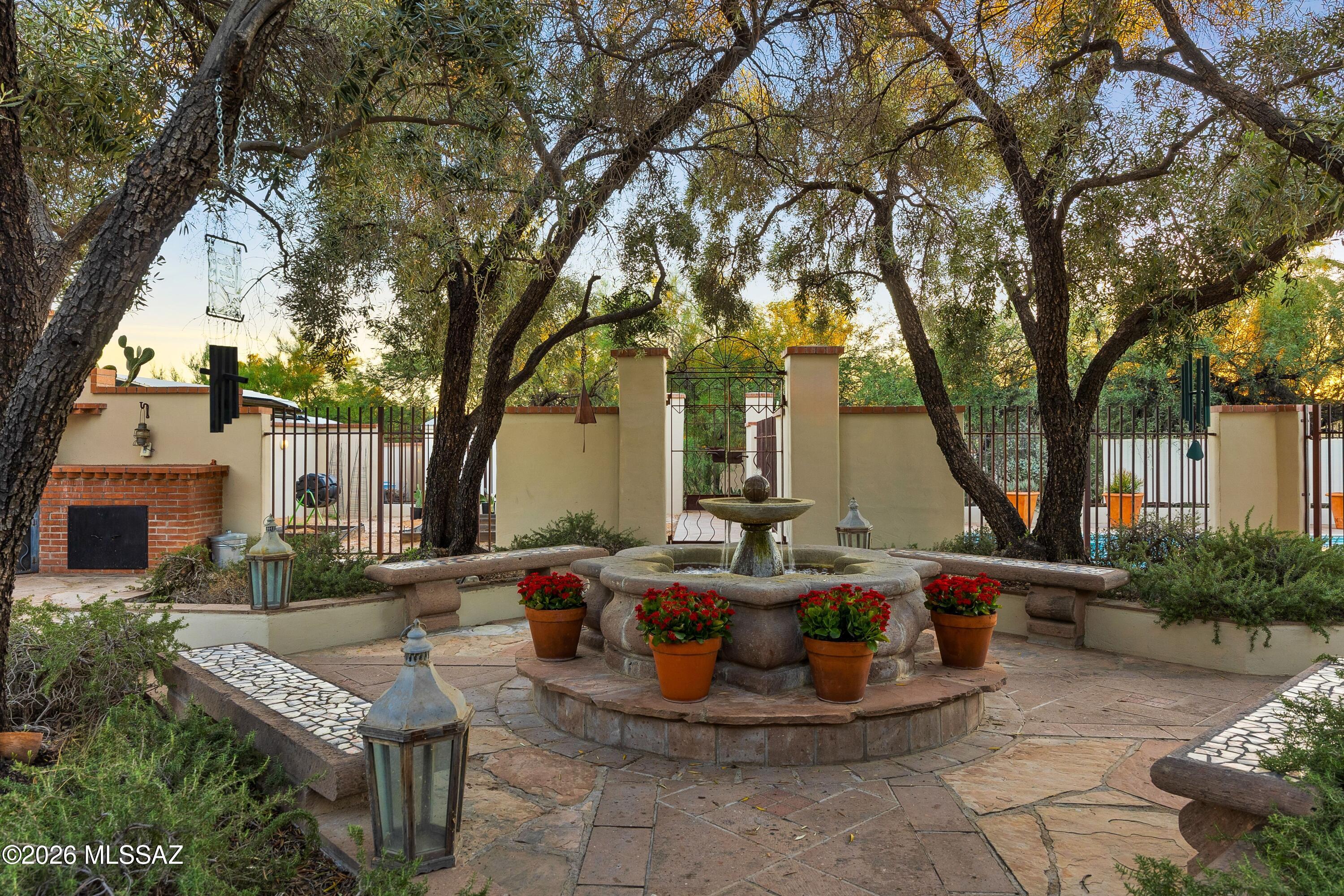 Casas Adobes Addition - Residential