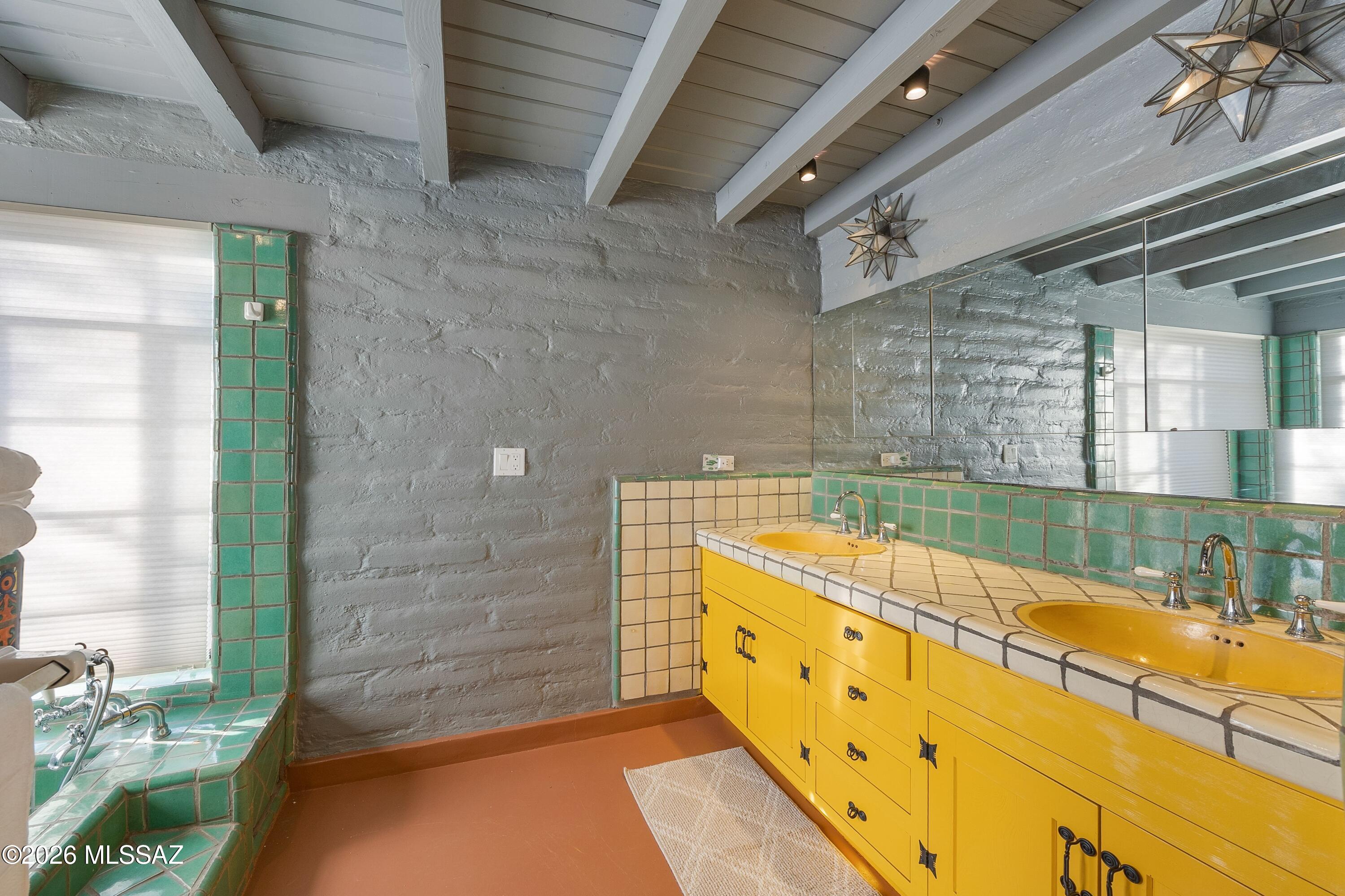 Casas Adobes Addition - Residential