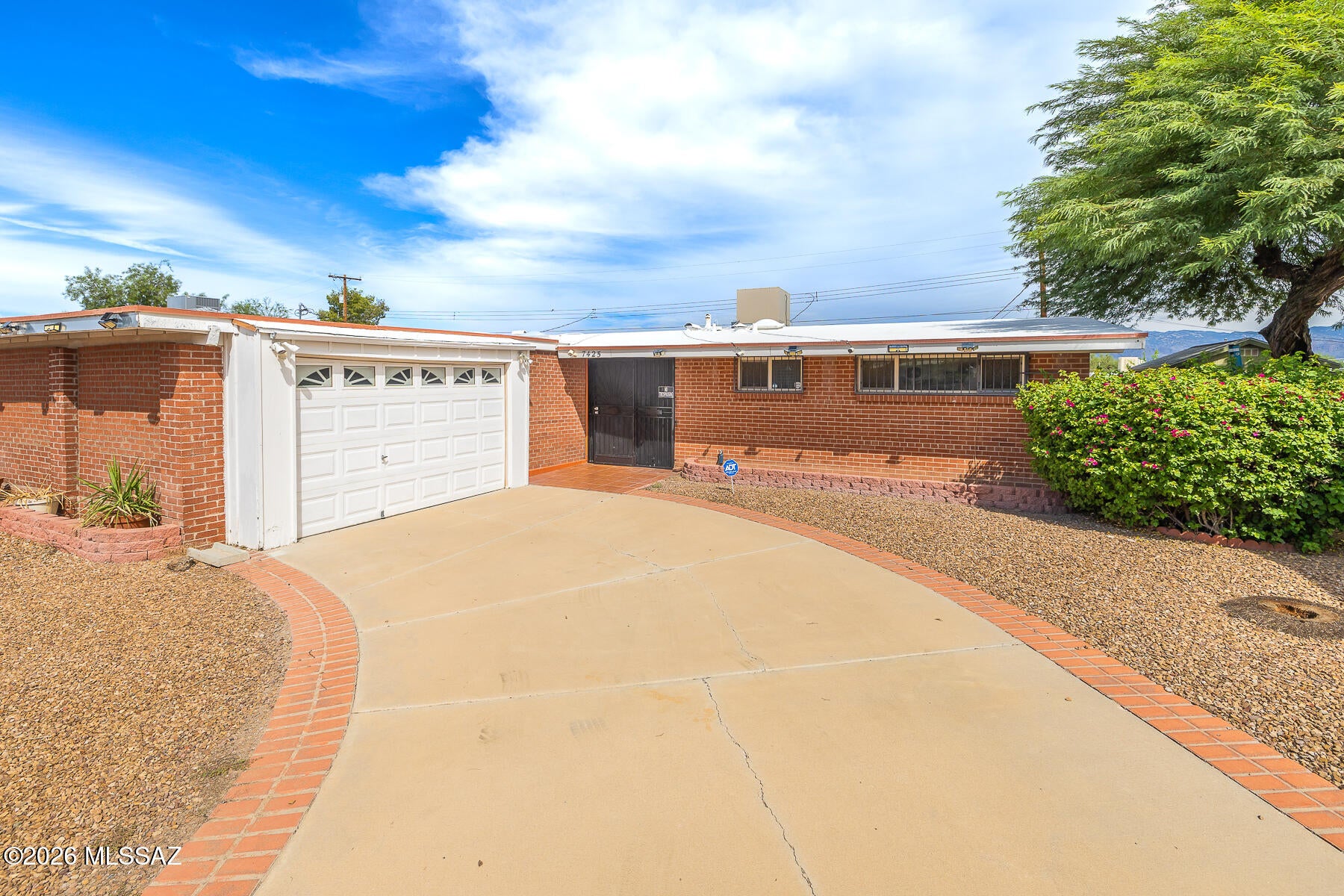 Longview Estates (108-193) - Residential