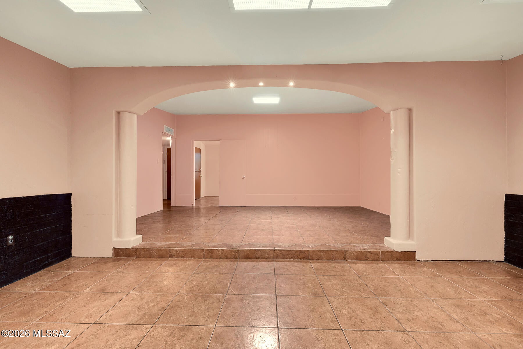 Longview Estates (108-193) - Residential