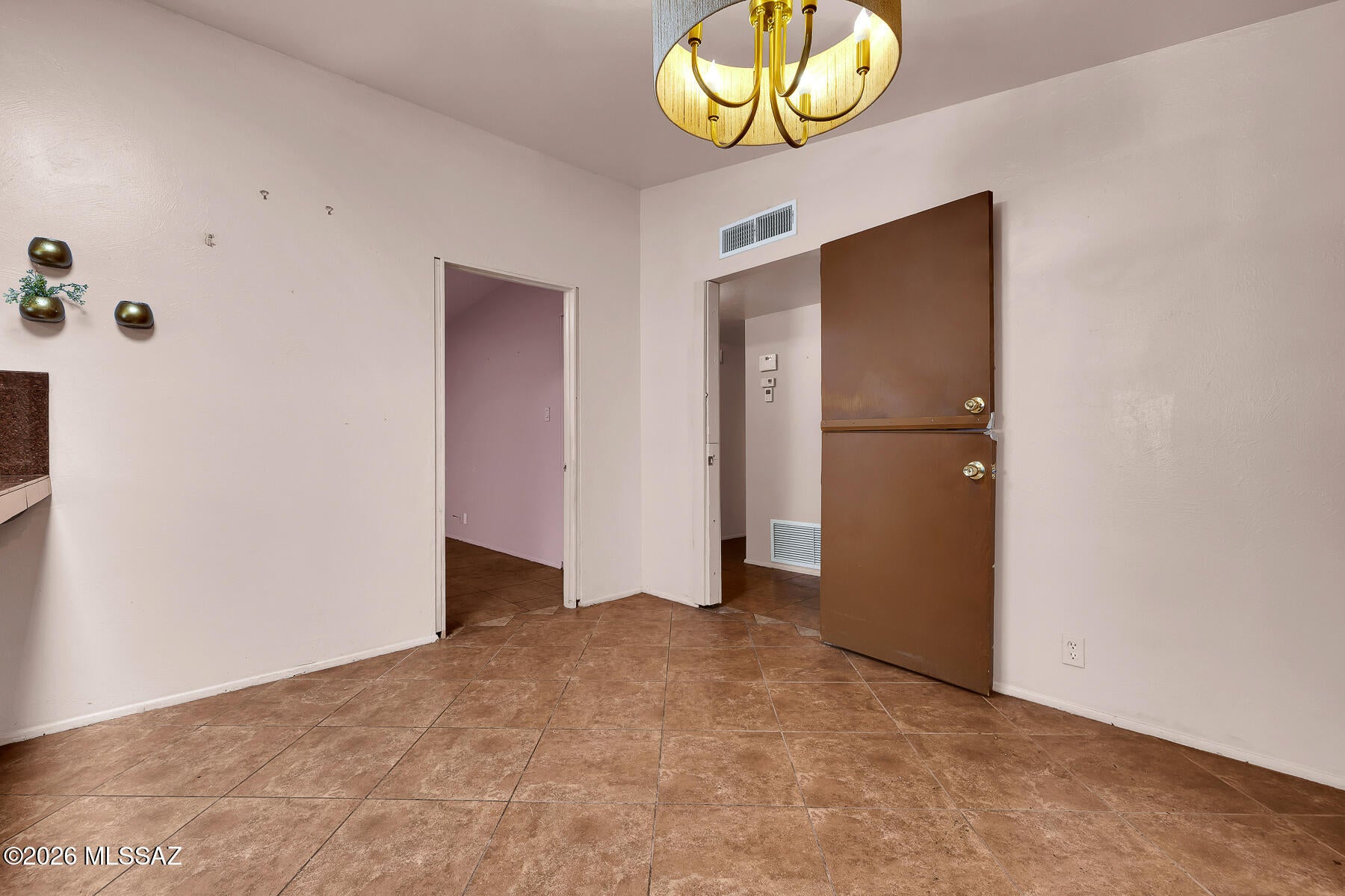Longview Estates (108-193) - Residential