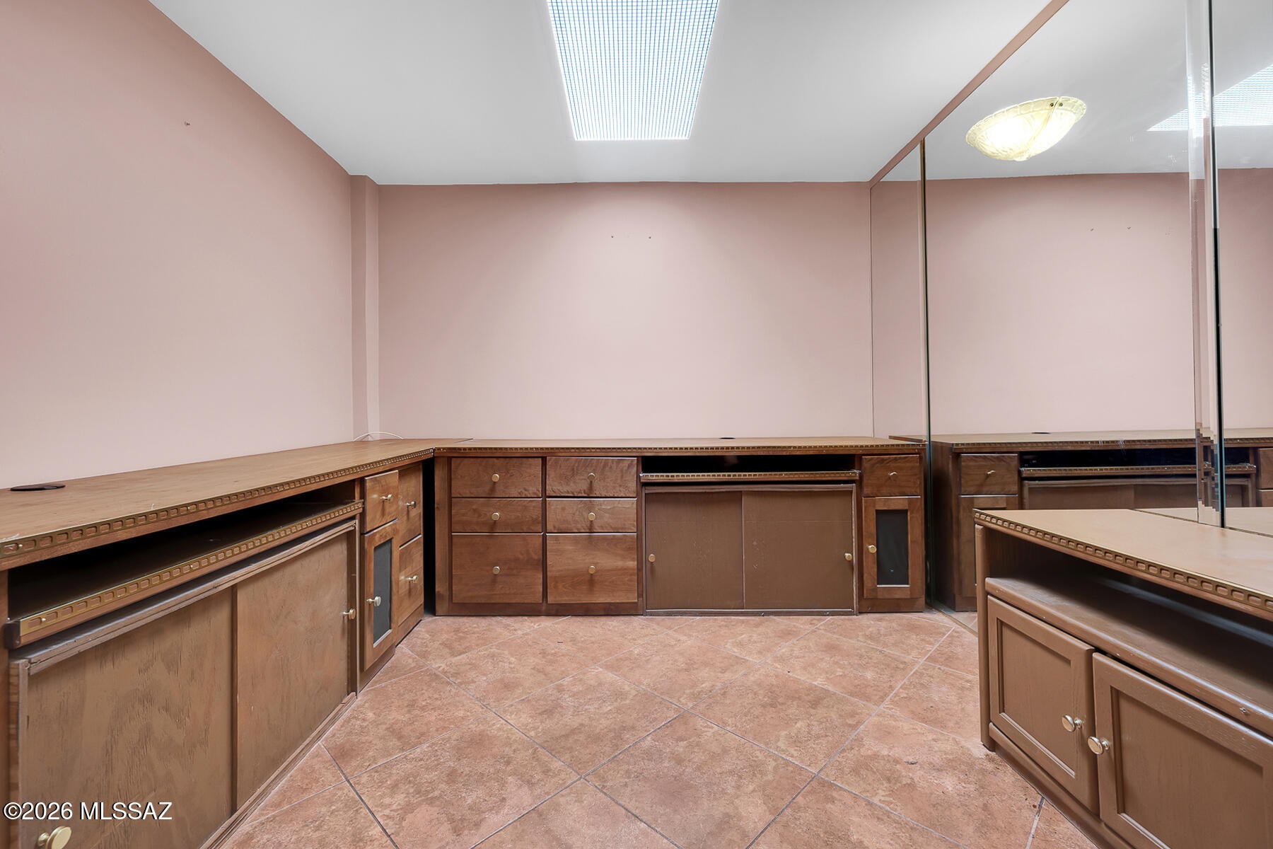 Longview Estates (108-193) - Residential