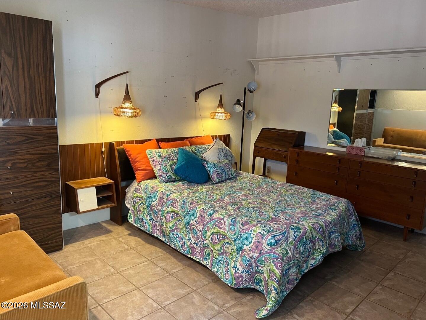 Casas Adobes Estates (1-760) - Residential