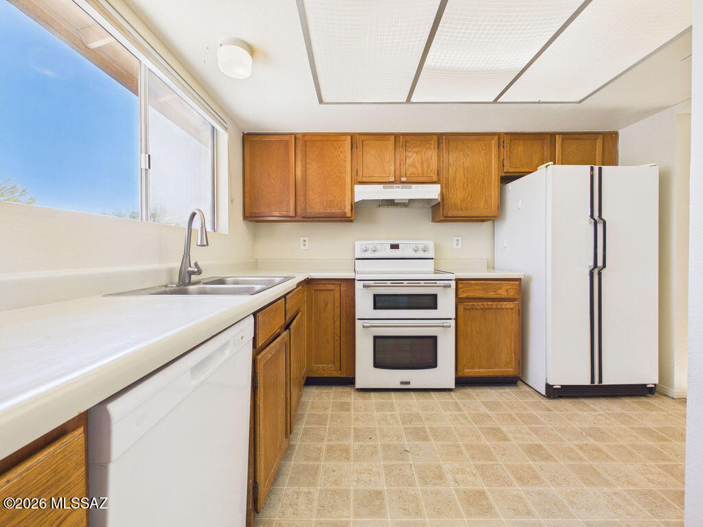 Paseo Vista (1-234) - Residential