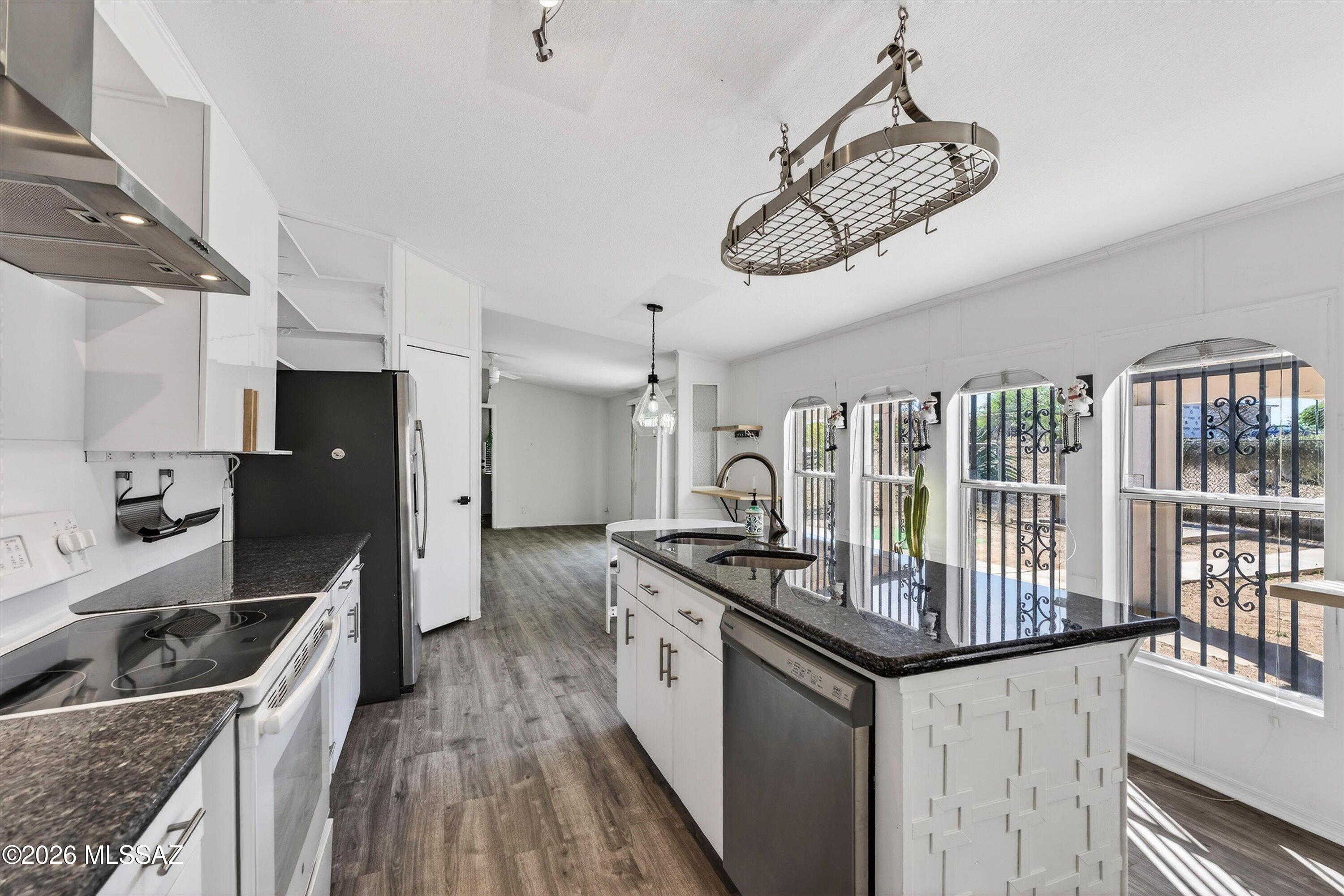 Unsubdivided - Residential