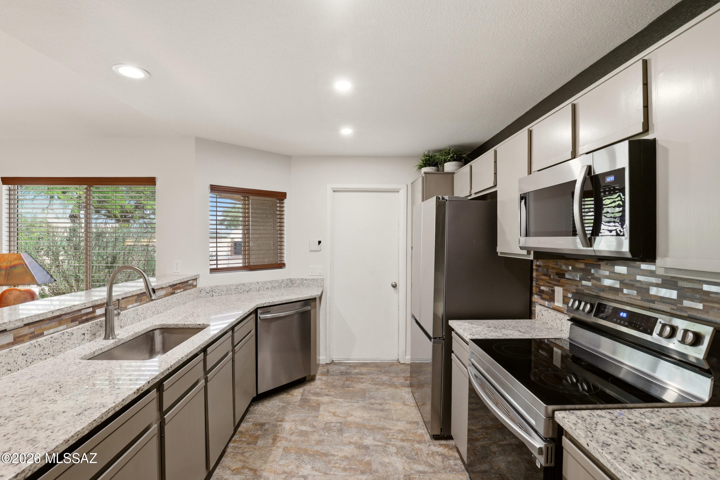 Macalester Park (1-142) - Residential