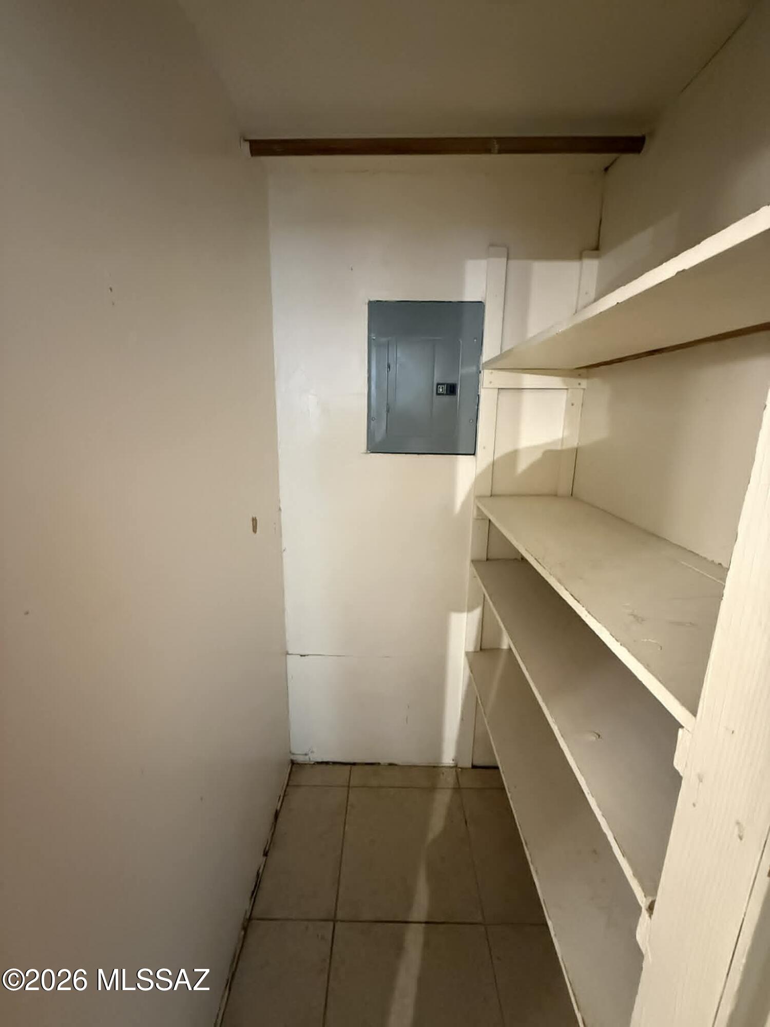 Catalina Poultry Acres NO 2 - Residential Lease