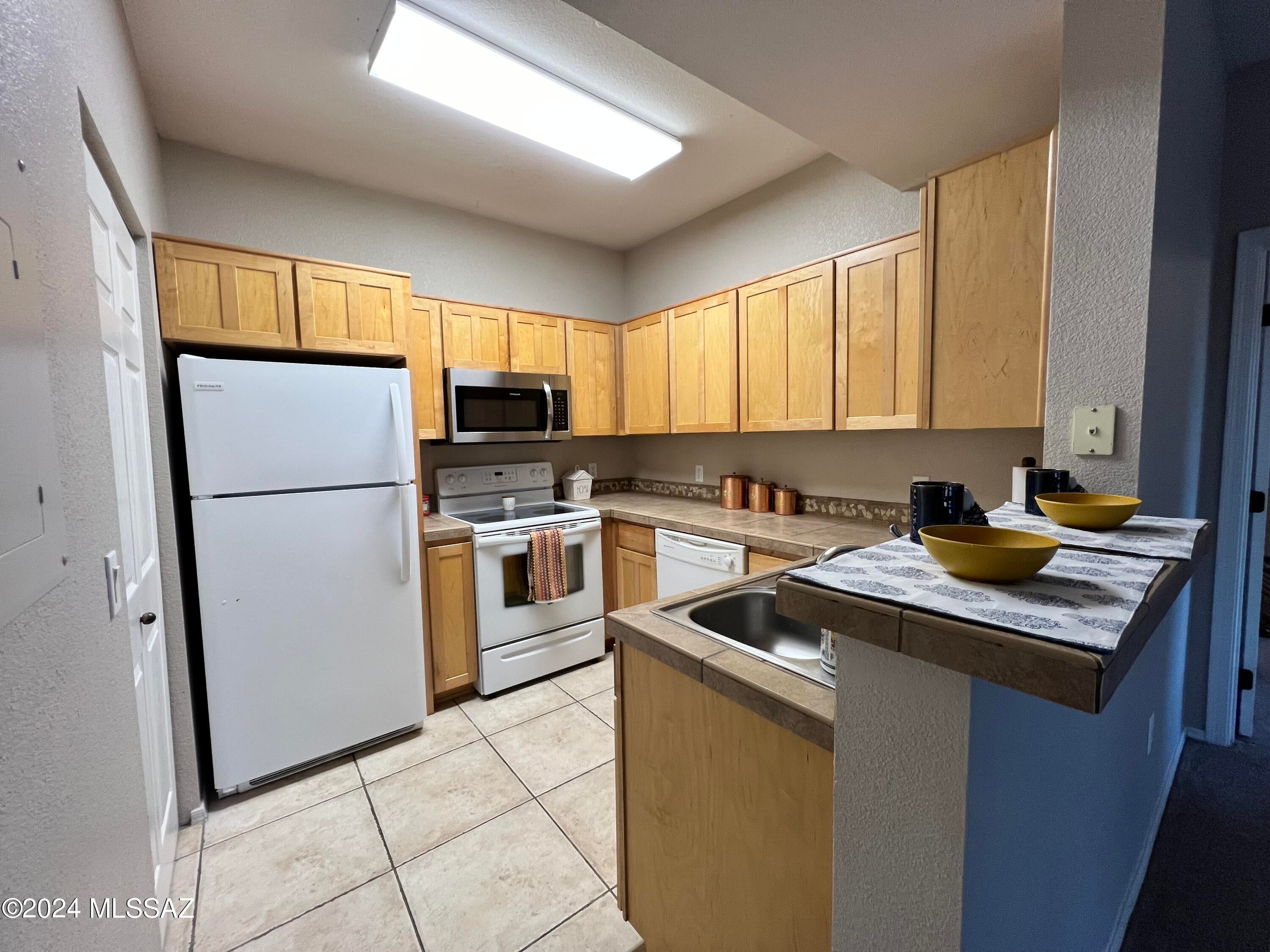 The Boulders at La Reserve Condominiums - Residential Lease
