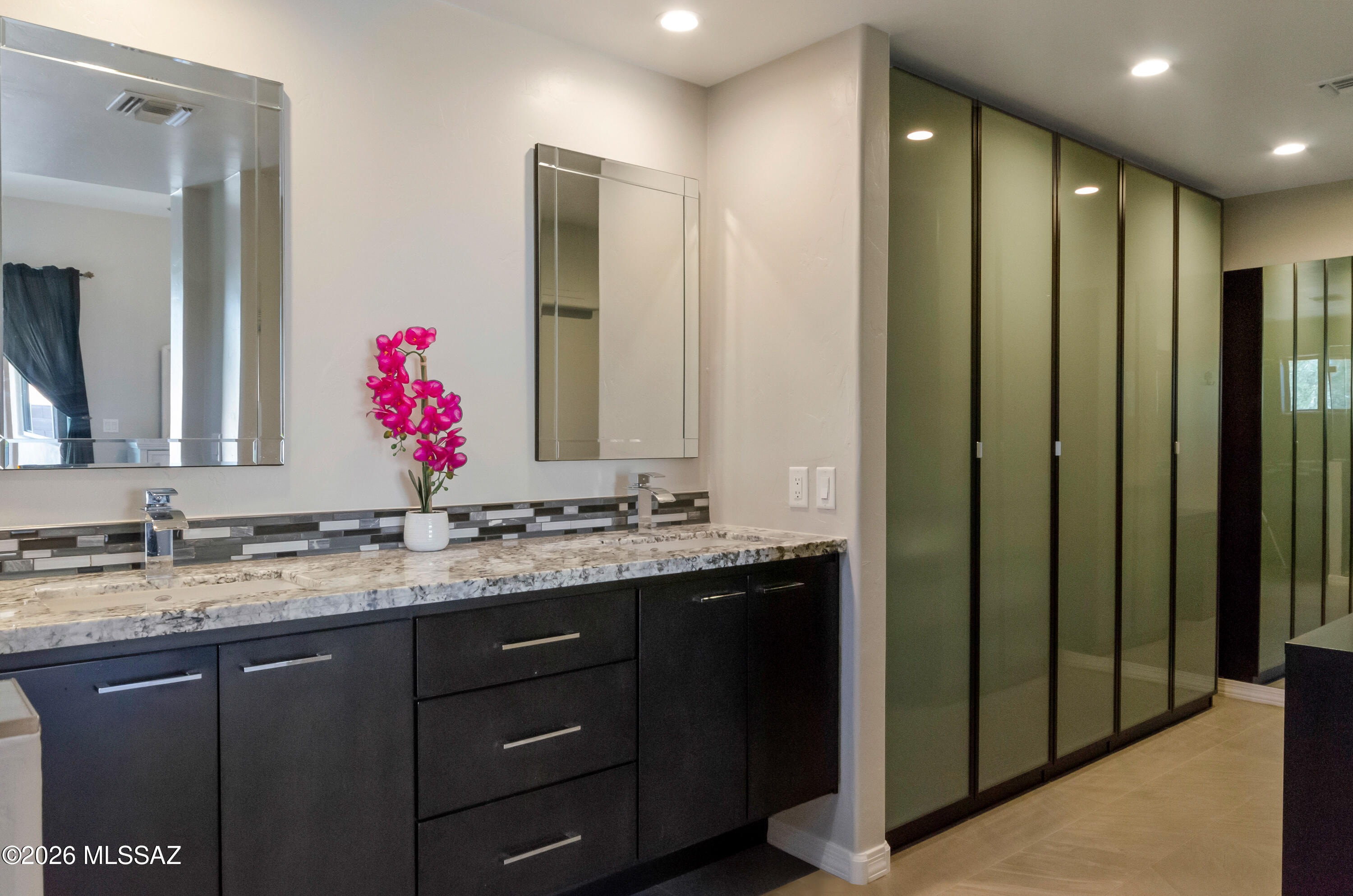 Stoneridge (1-71) - Residential