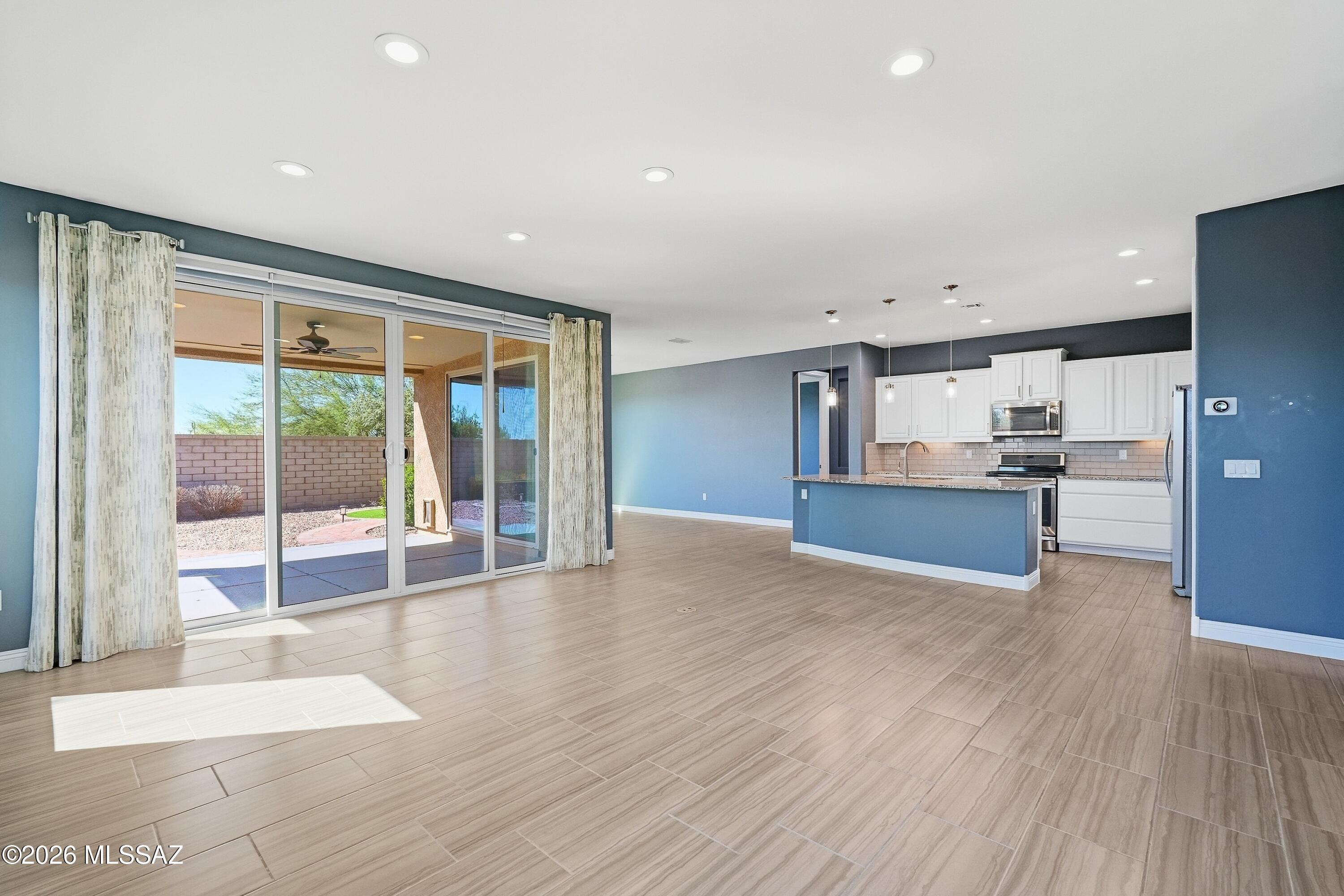Del Webb At Dove Mountain SQ20131930189 - Residential