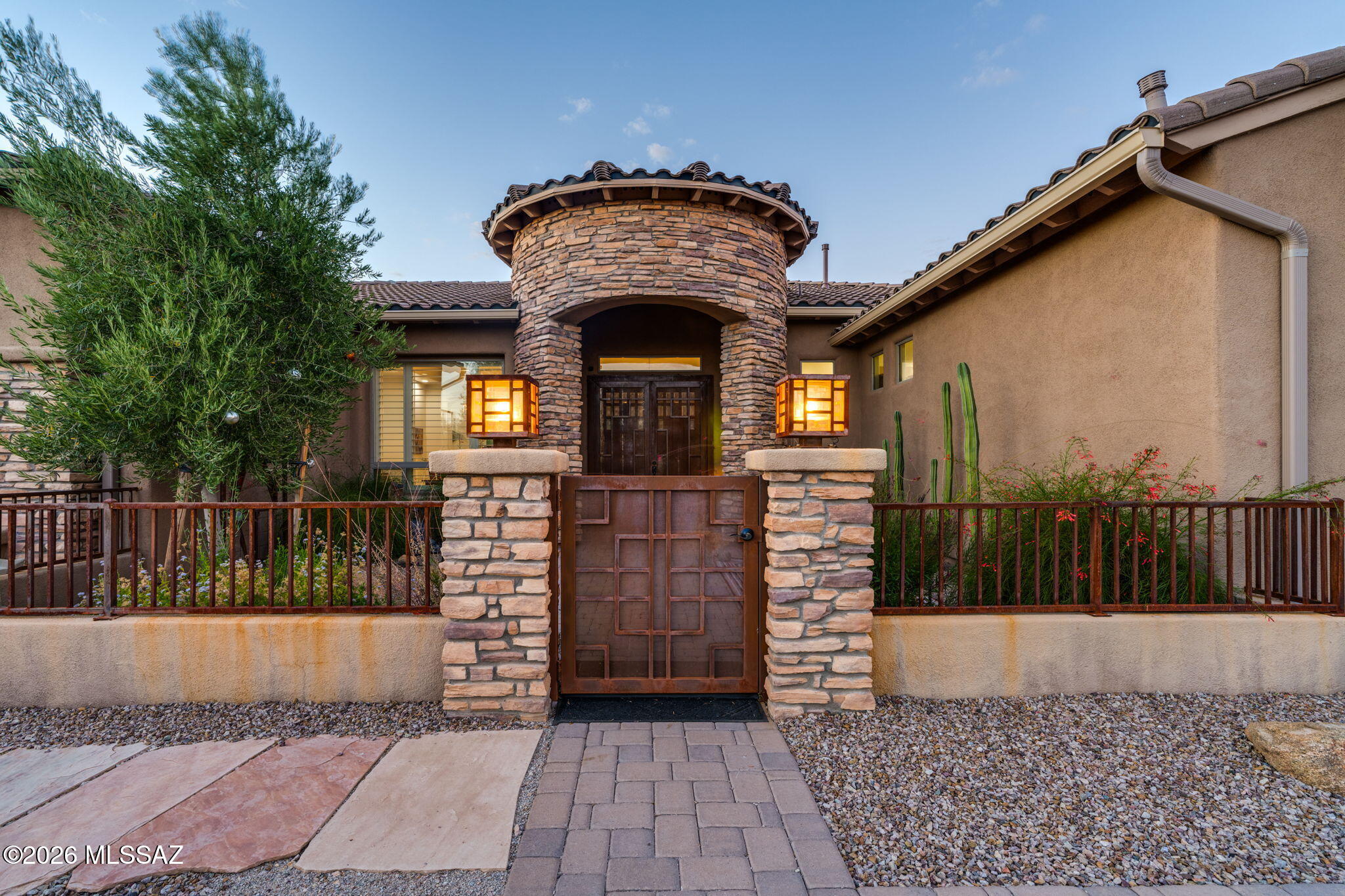 Dos Lagos at Dove Mountain (1-91) - Residential