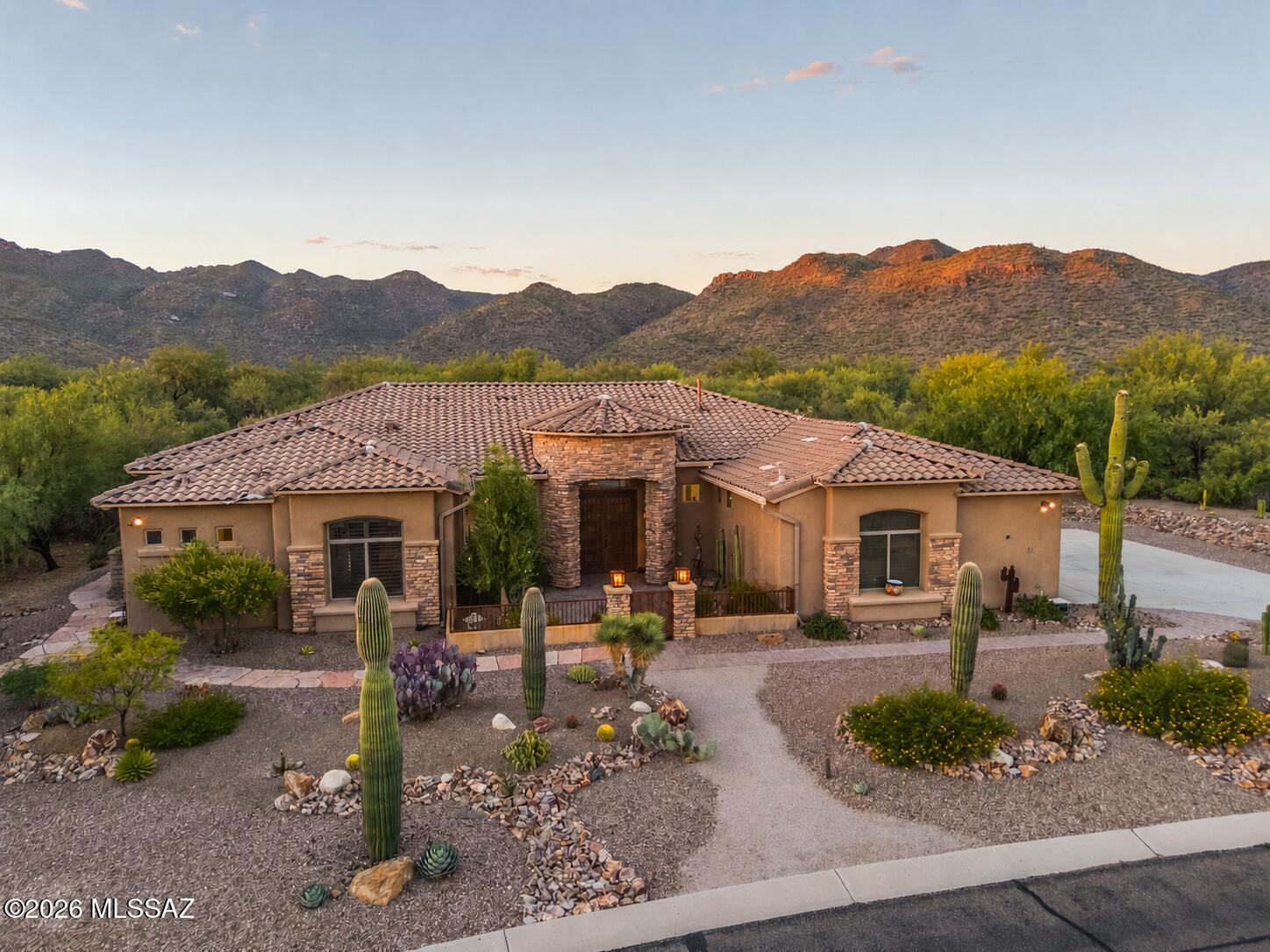 Dos Lagos at Dove Mountain (1-91) - Residential