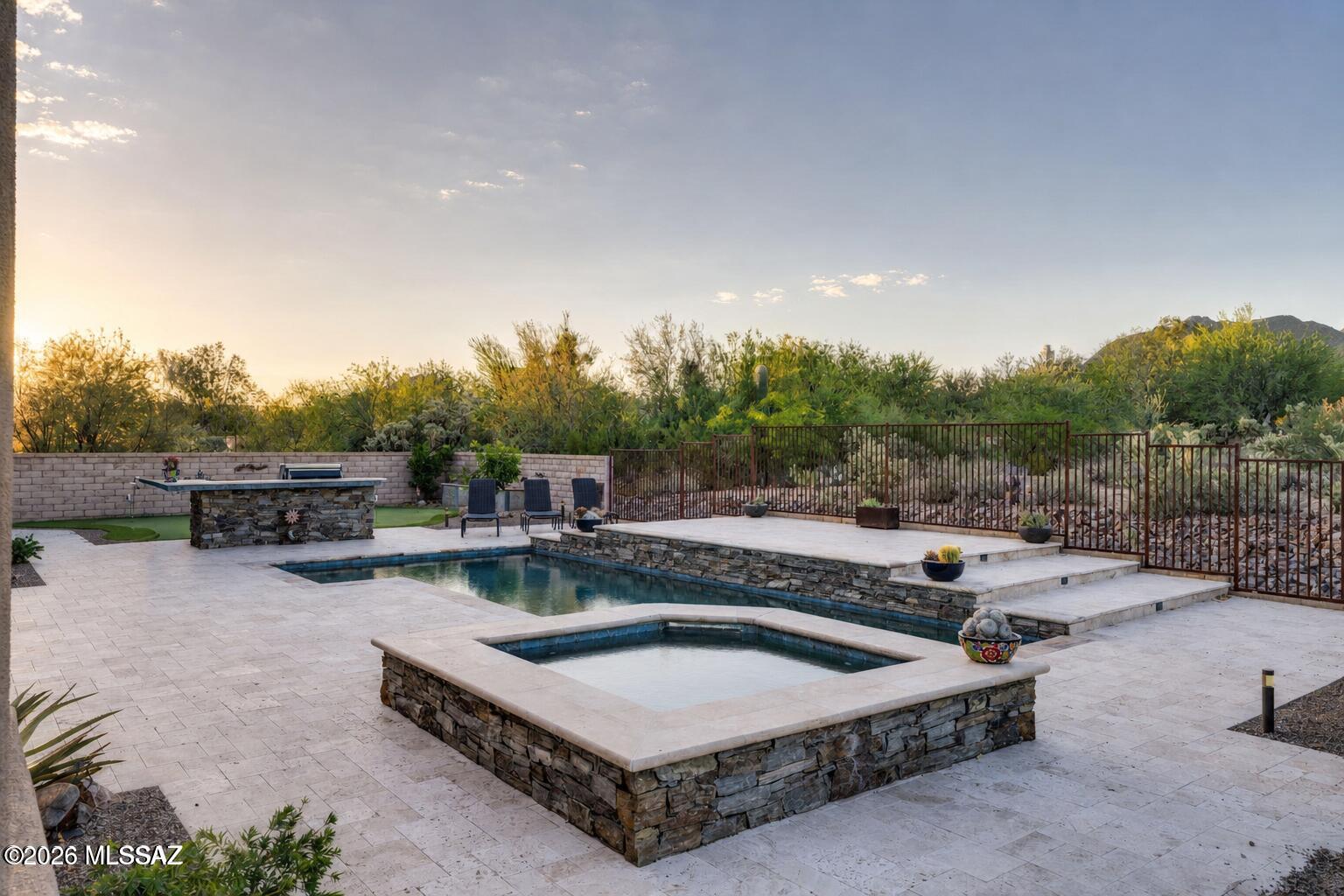 Dos Lagos at Dove Mountain (1-91) - Residential