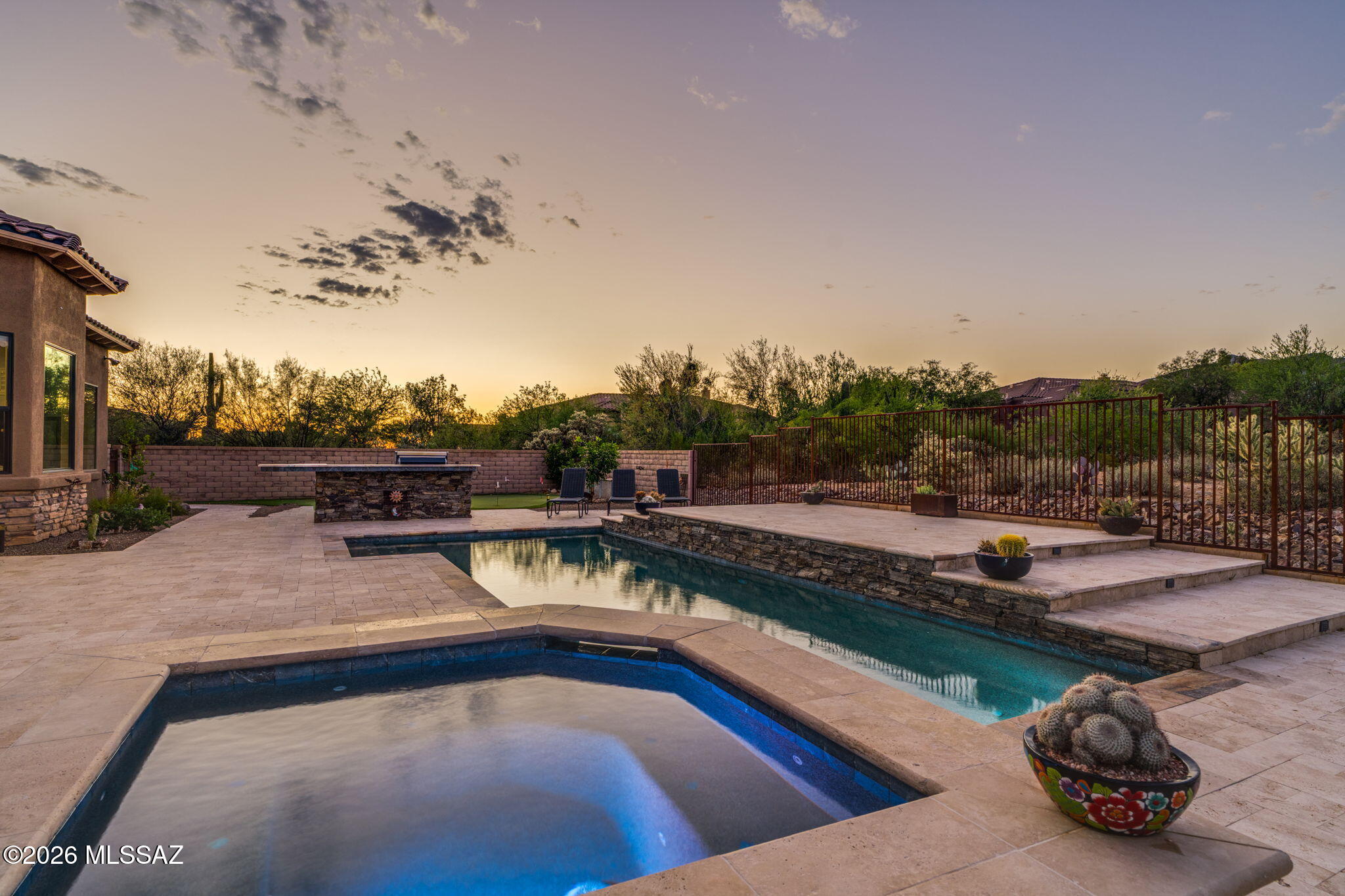 Dos Lagos at Dove Mountain (1-91) - Residential
