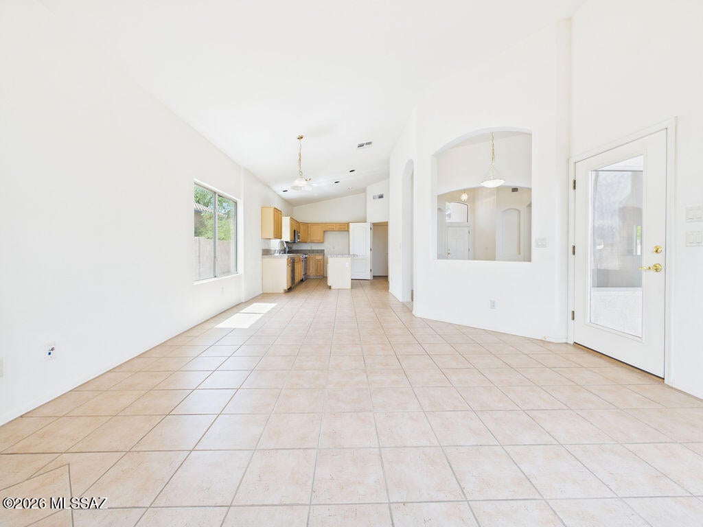 Silverbell Place (1-153) - Residential