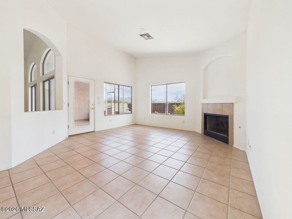 Silverbell Place (1-153) - Residential