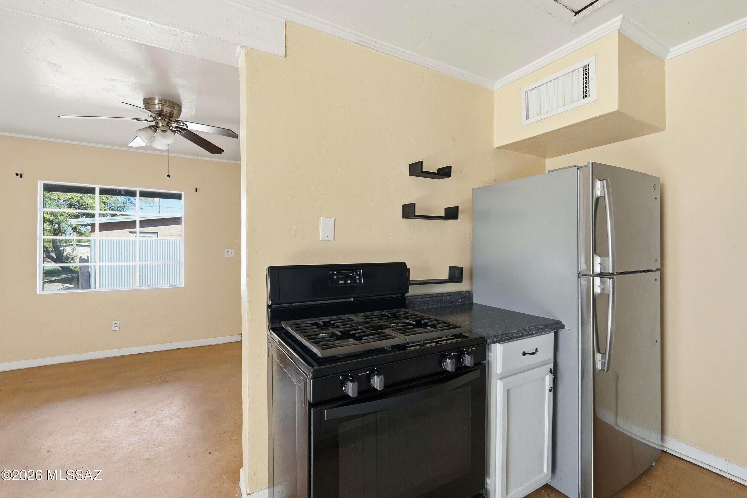 Unsubdivided - Residential Lease
