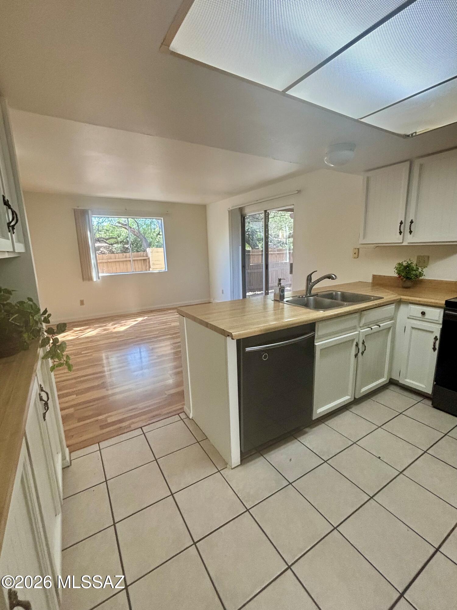 Pantano Townhomes (1-118) - Residential