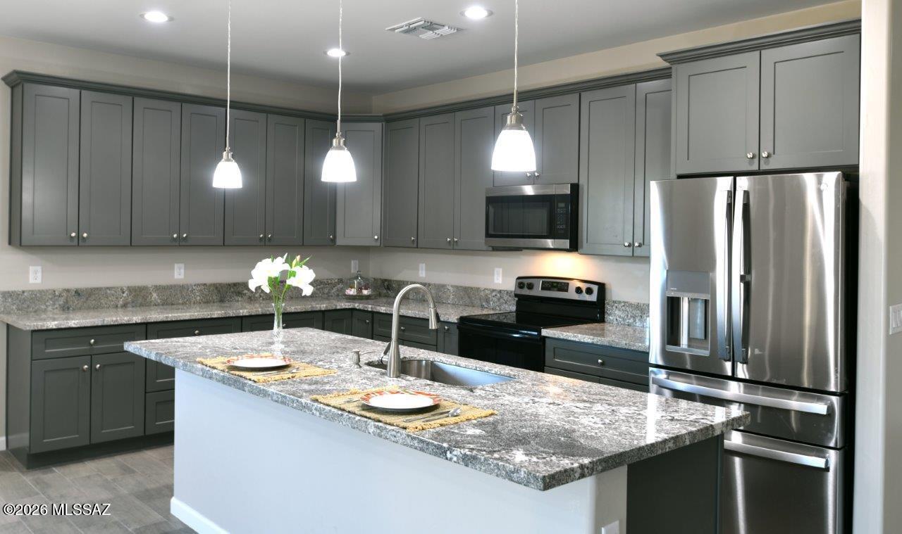 New Tucson Unit NO. 23 (140-261) - Residential