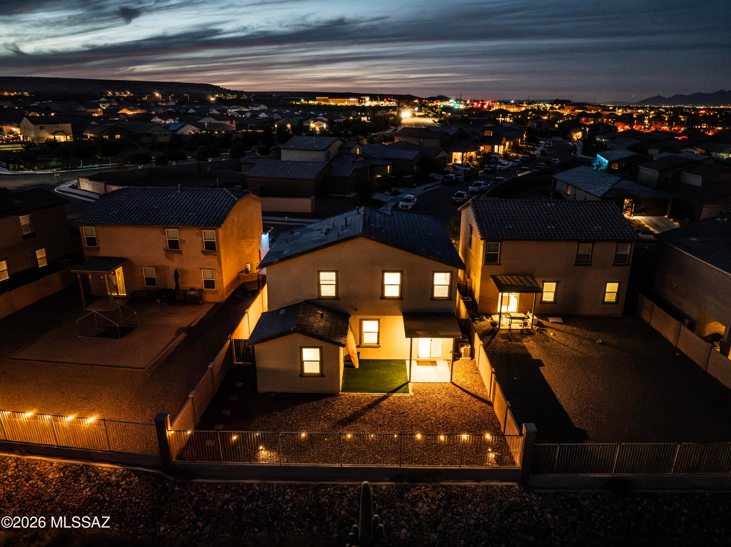 Entrada Del Pueblo - Residential