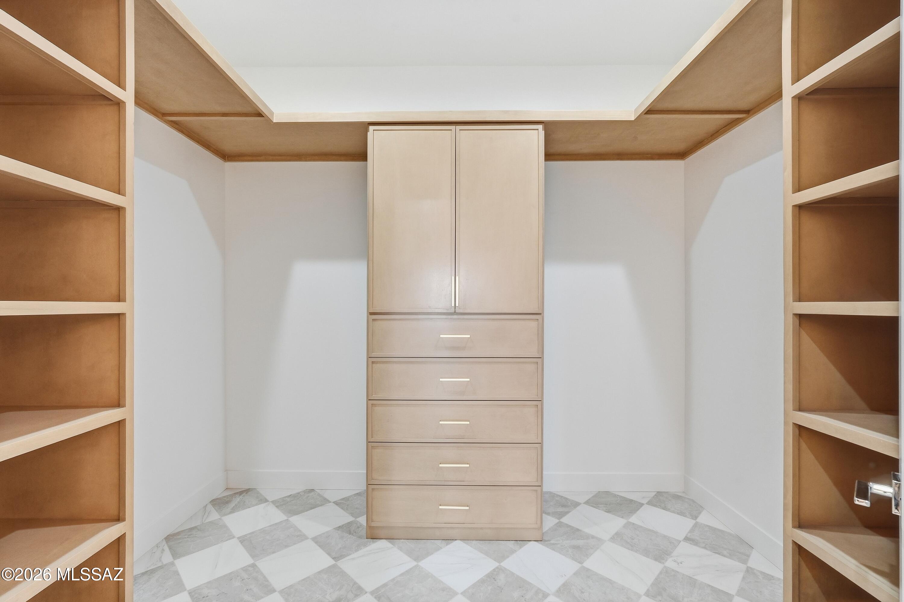 Millers Puesto (1-8) - Residential