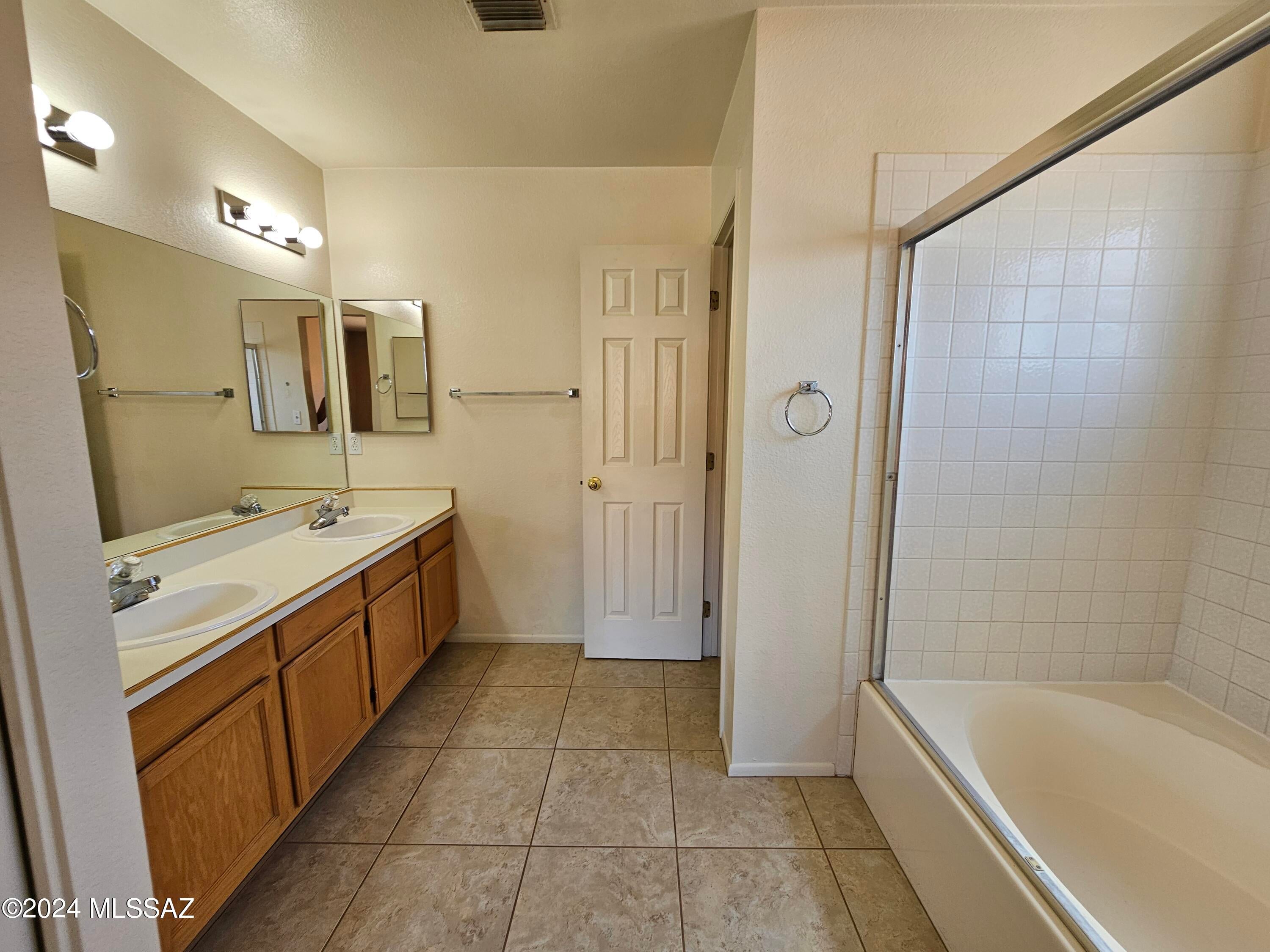 Stone Creek(1-41) - Residential Lease