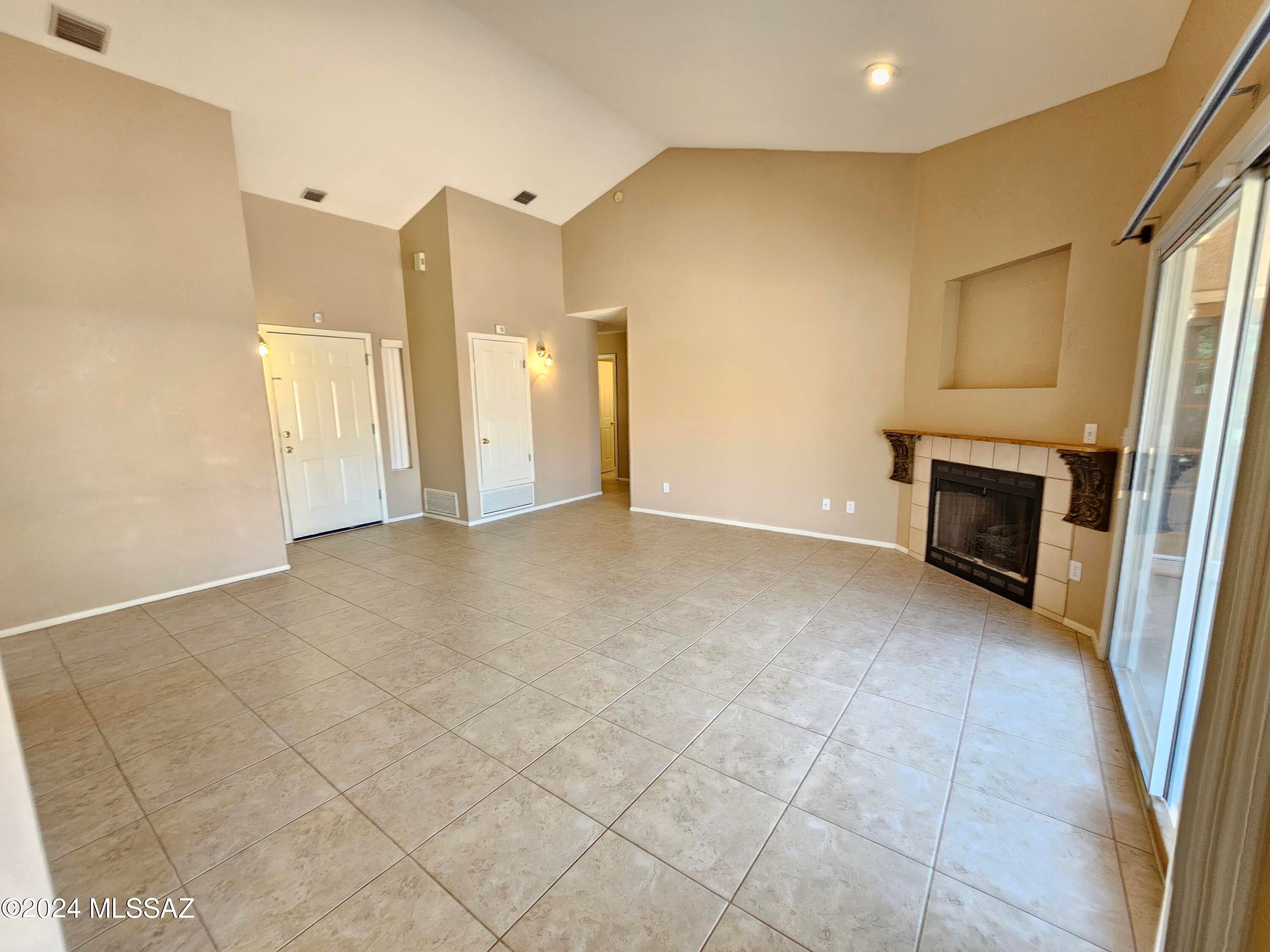 Stone Creek(1-41) - Residential Lease