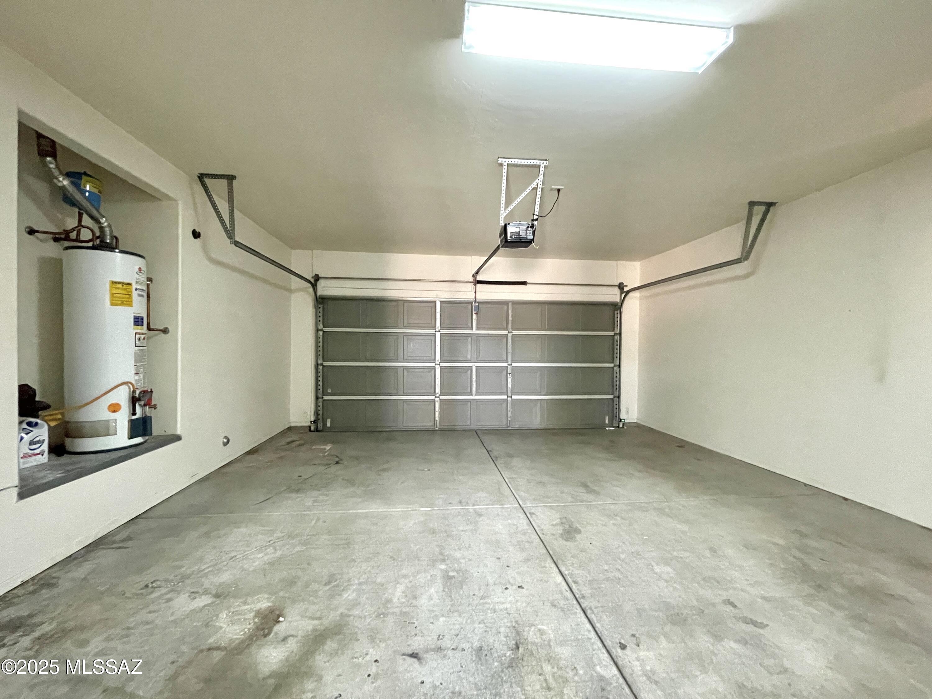 Paseo del Rio - Residential Lease