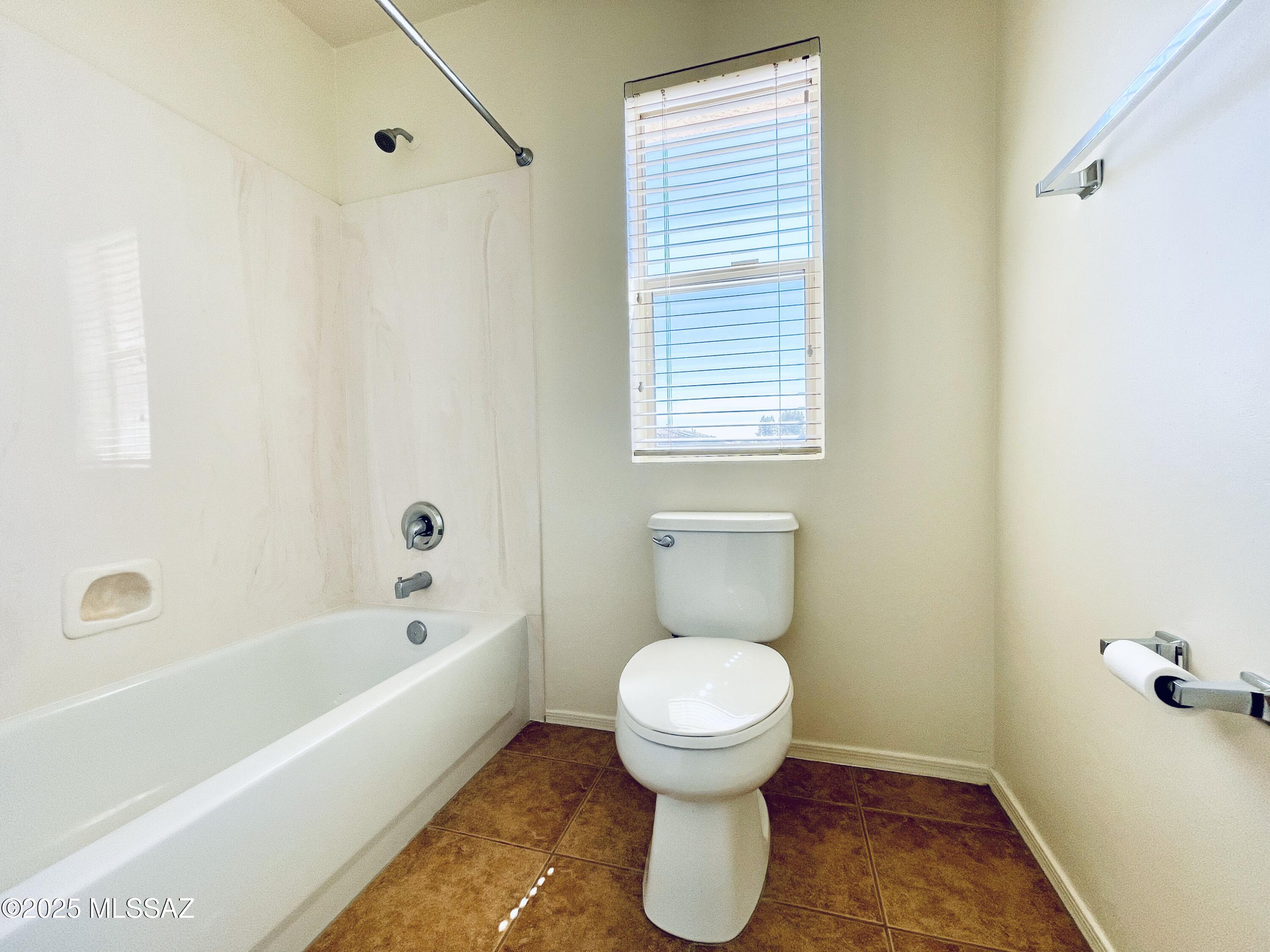 Paseo del Rio - Residential Lease