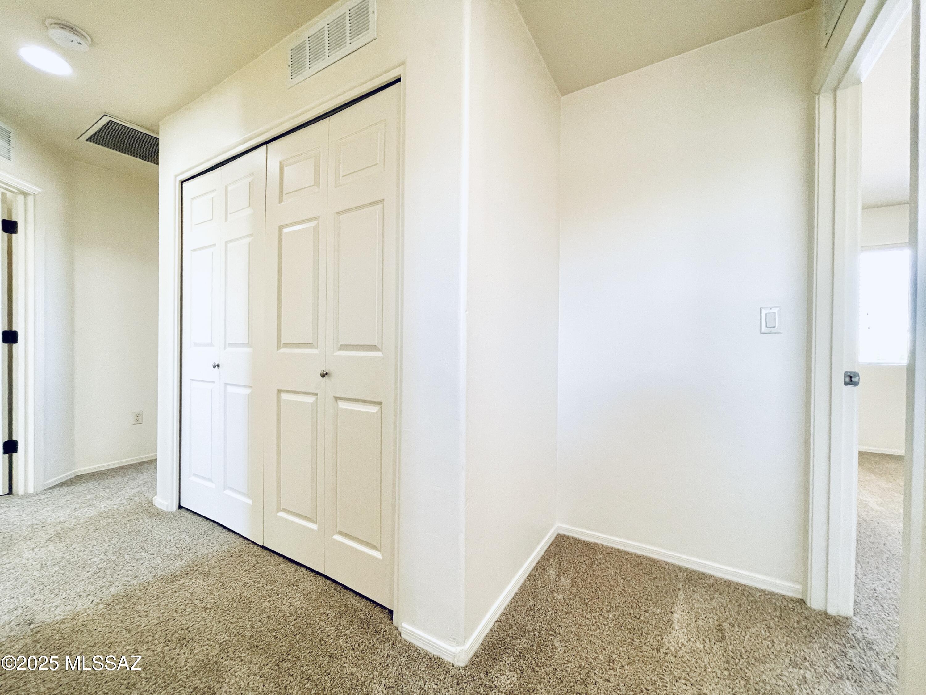Paseo del Rio - Residential Lease