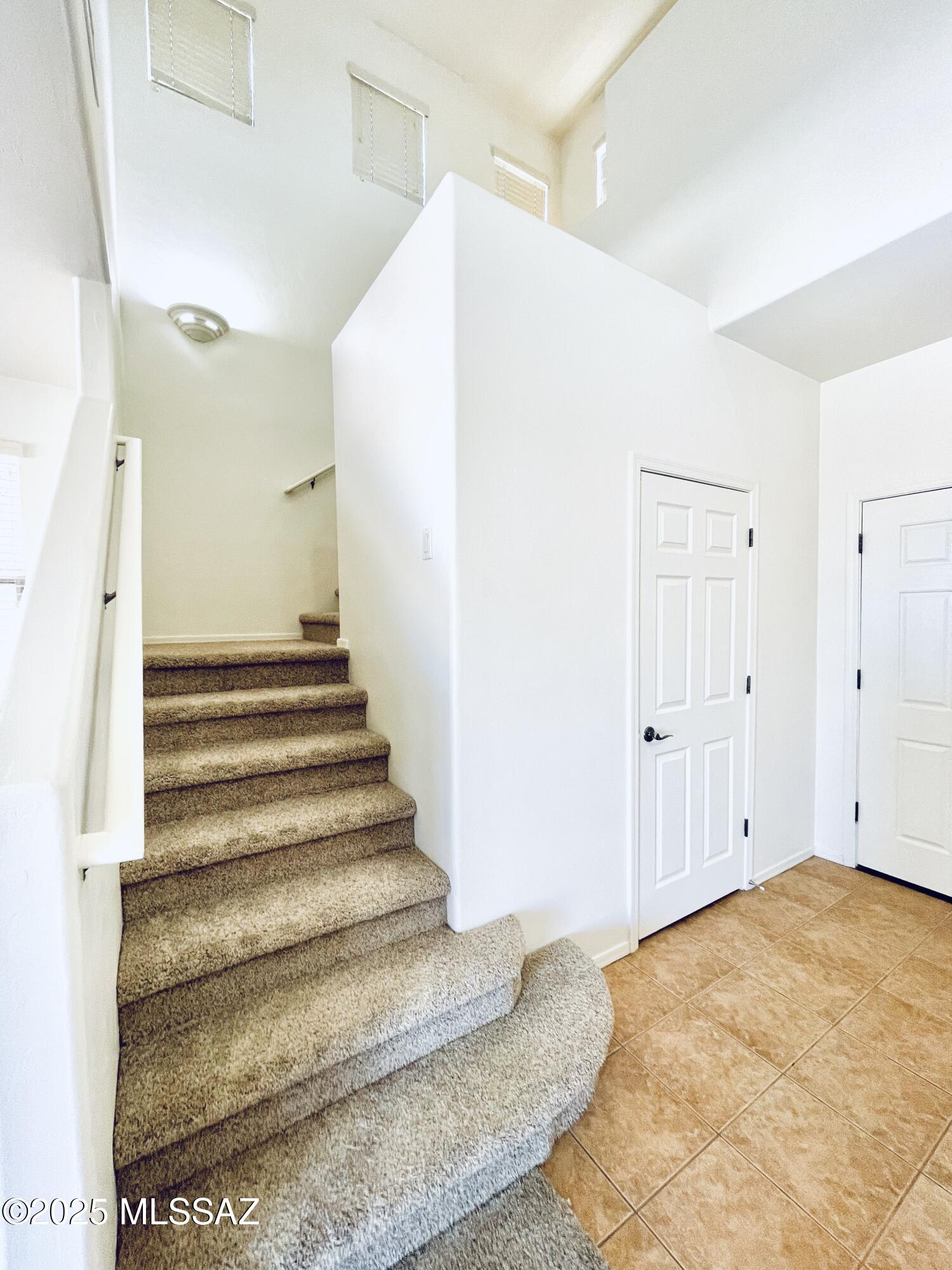 Paseo del Rio - Residential Lease