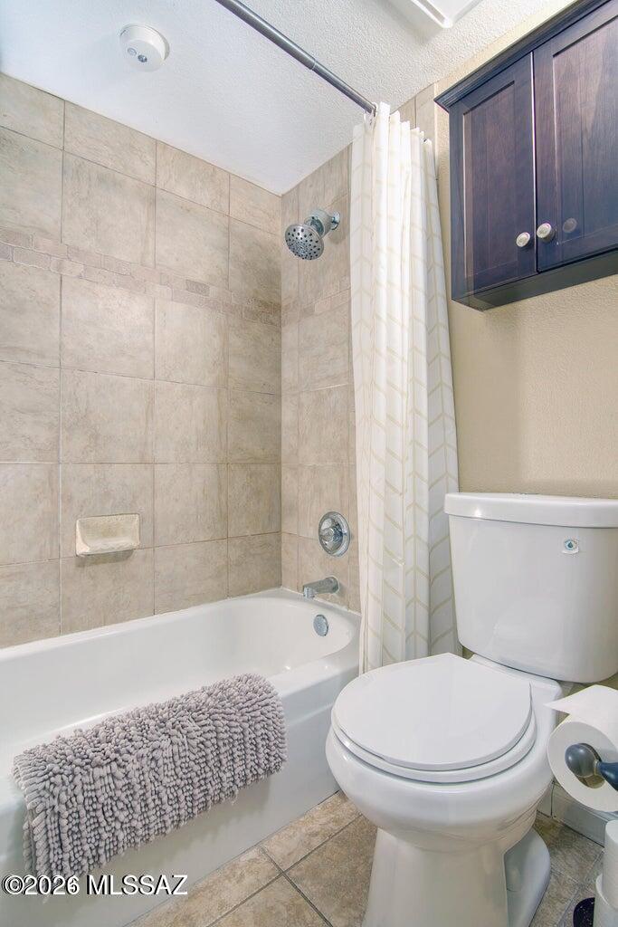 Skyline Village Condominium (1-168) - Residential Lease