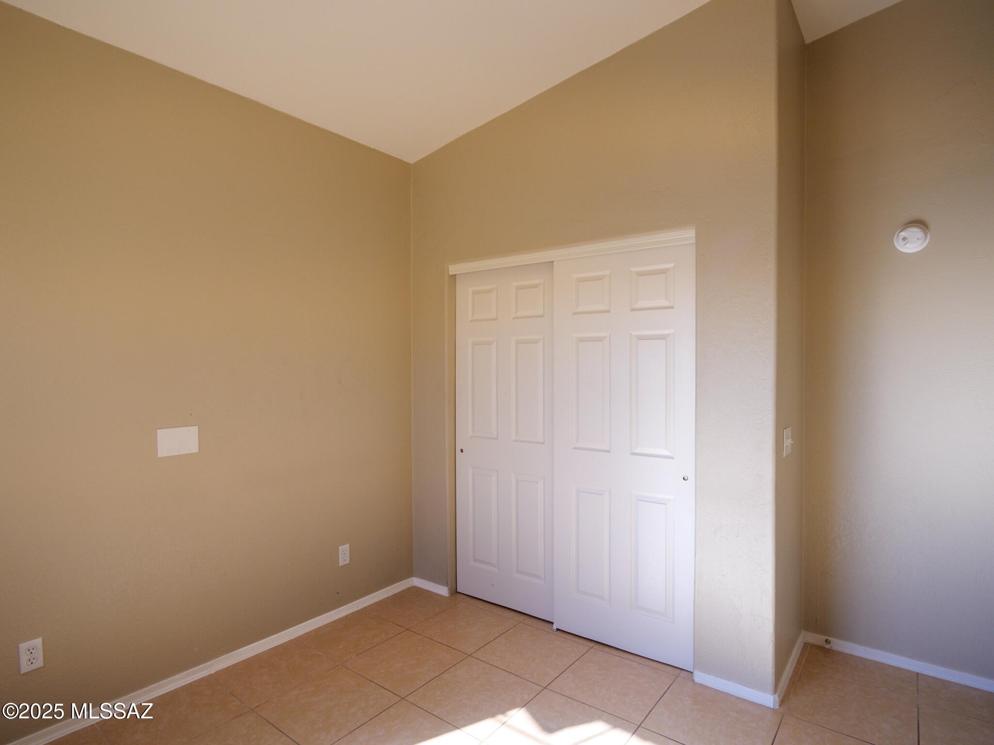Cambrie At Midvale Park (1-203) - Residential Lease