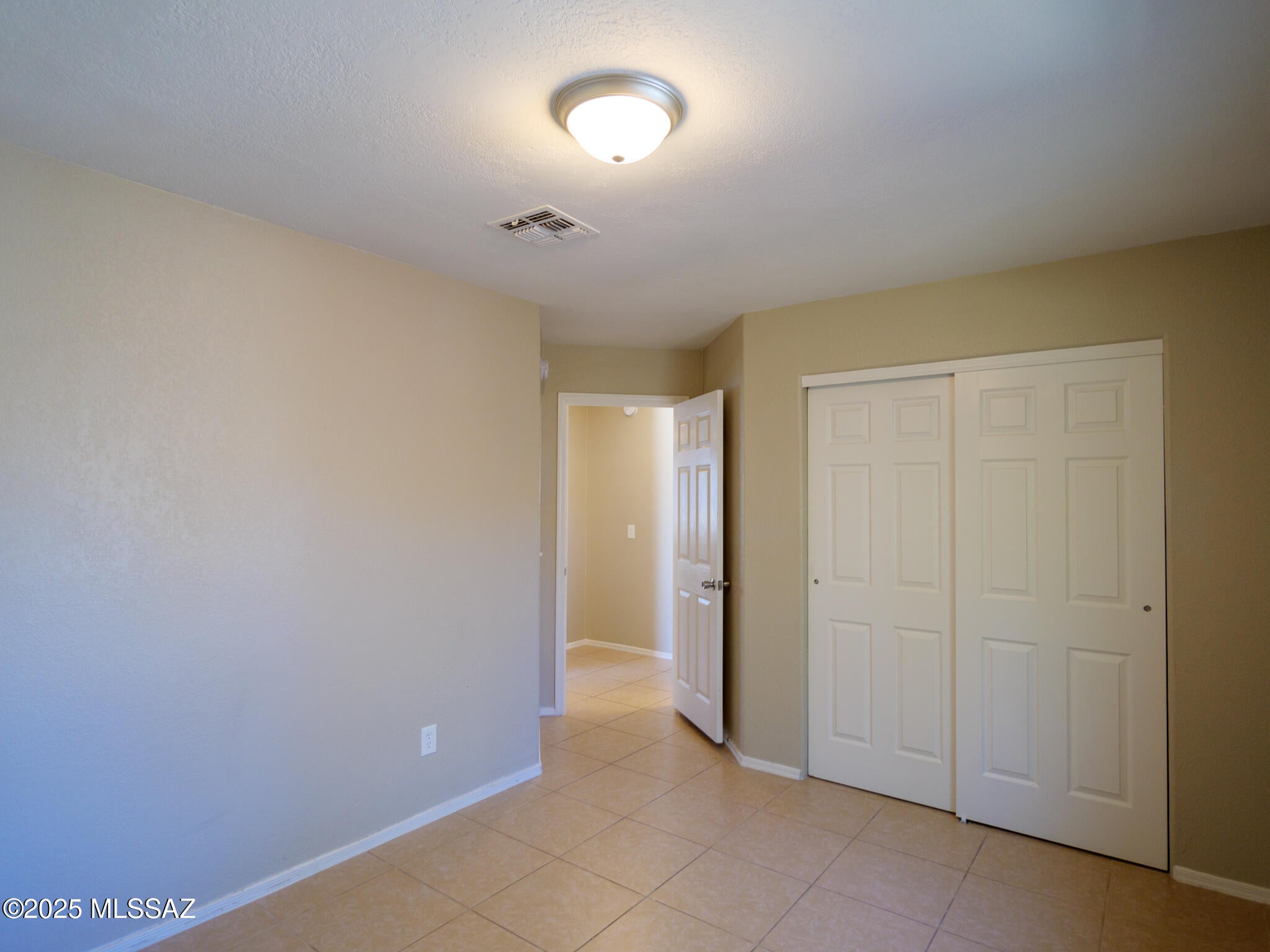 Cambrie At Midvale Park (1-203) - Residential Lease
