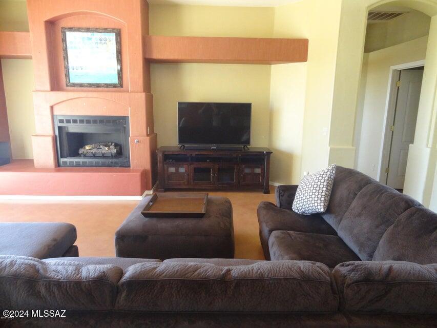 Rio Verde Vista II (1-73) - Residential Lease