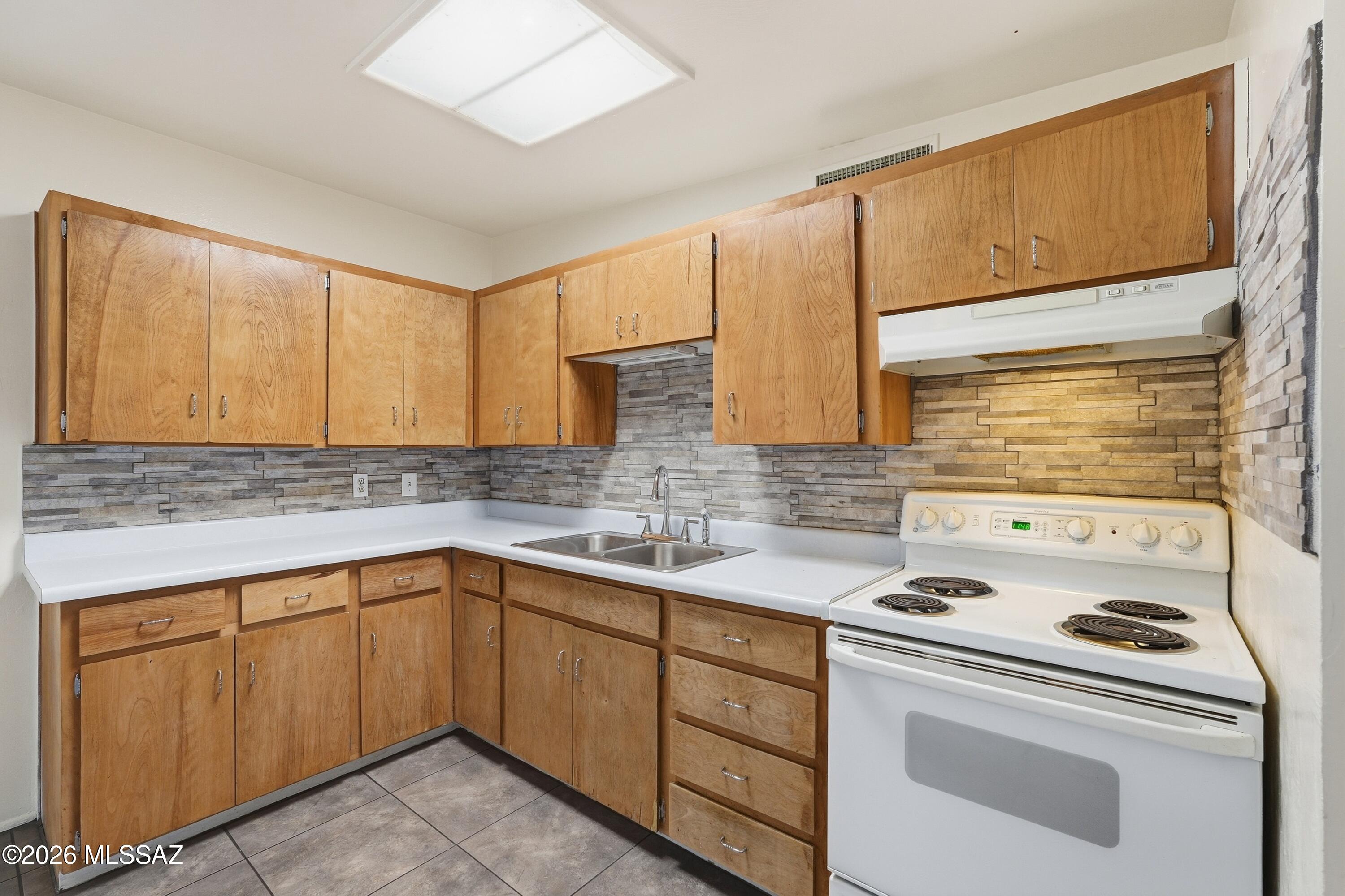 Enchanted Hills Resub 1-2 - Residential Lease