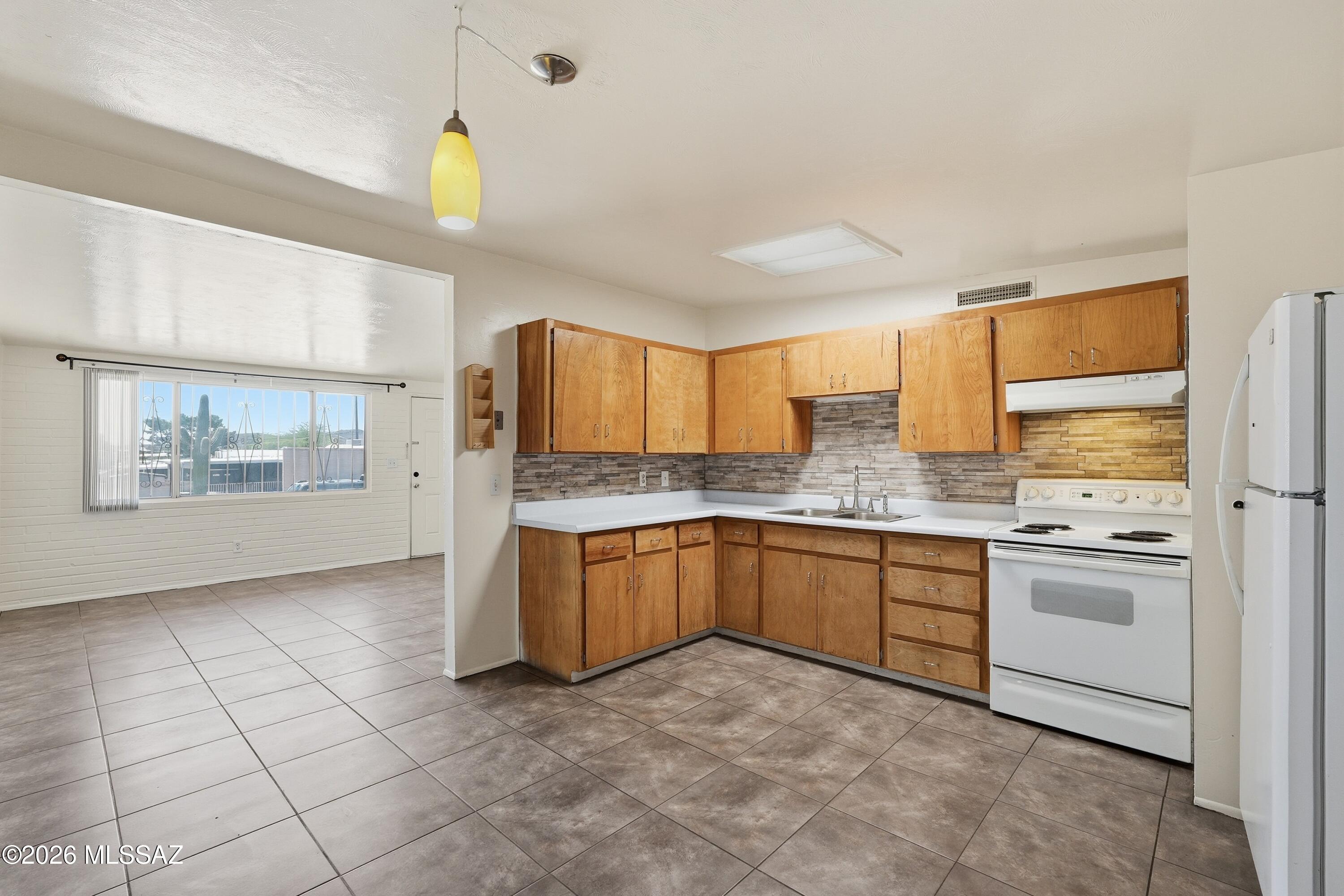 Enchanted Hills Resub 1-2 - Residential Lease