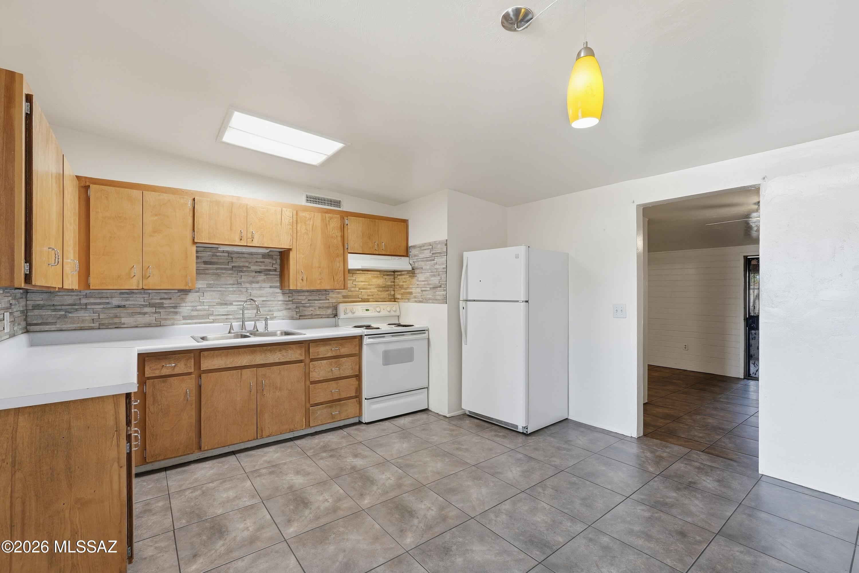 Enchanted Hills Resub 1-2 - Residential Lease