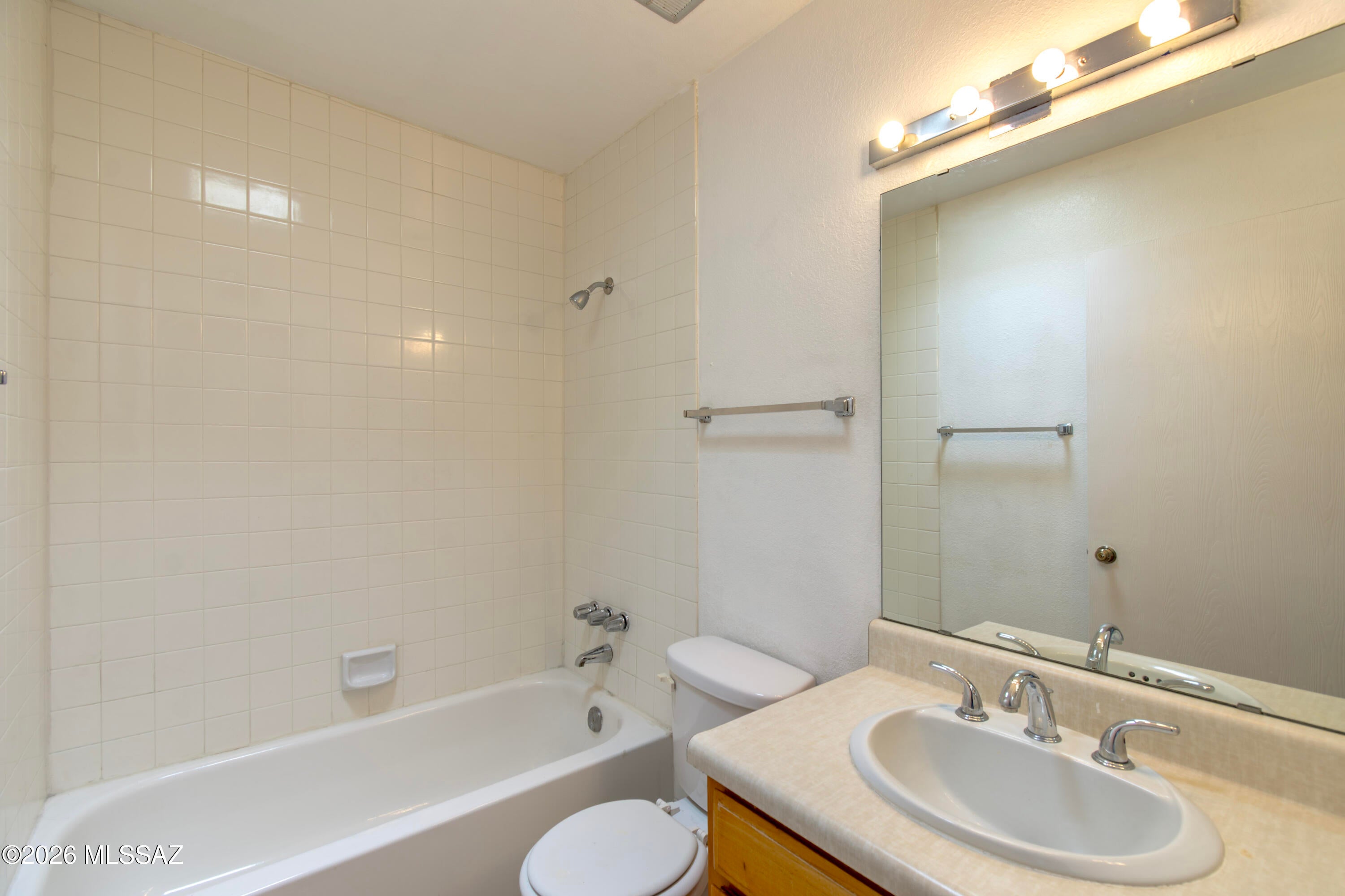 McCormick PlaceTwnhms Blk III (1-71) - Residential