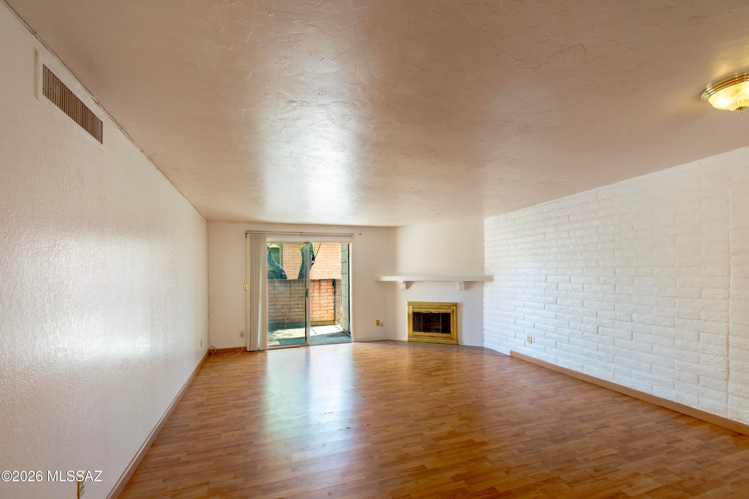 McCormick PlaceTwnhms Blk III (1-71) - Residential