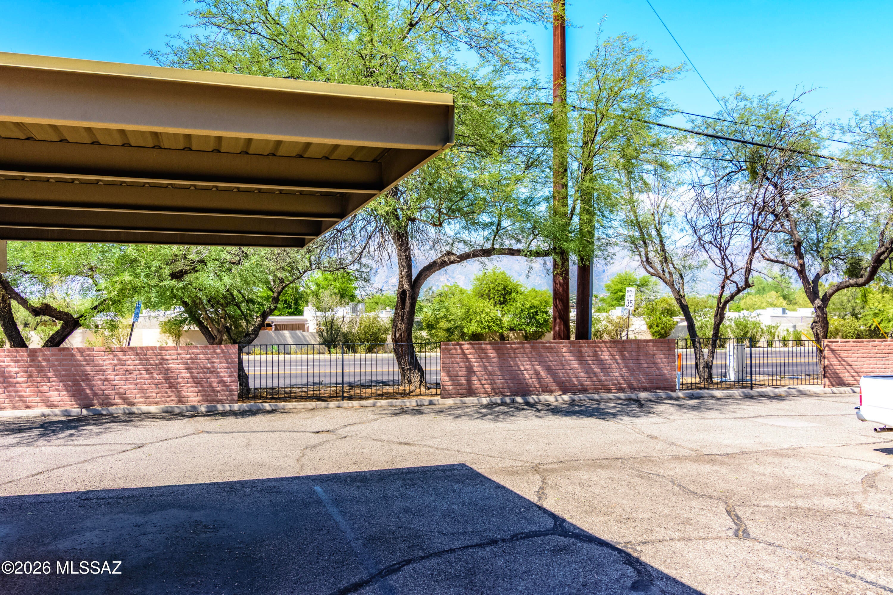 McCormick PlaceTwnhms Blk III (1-71) - Residential
