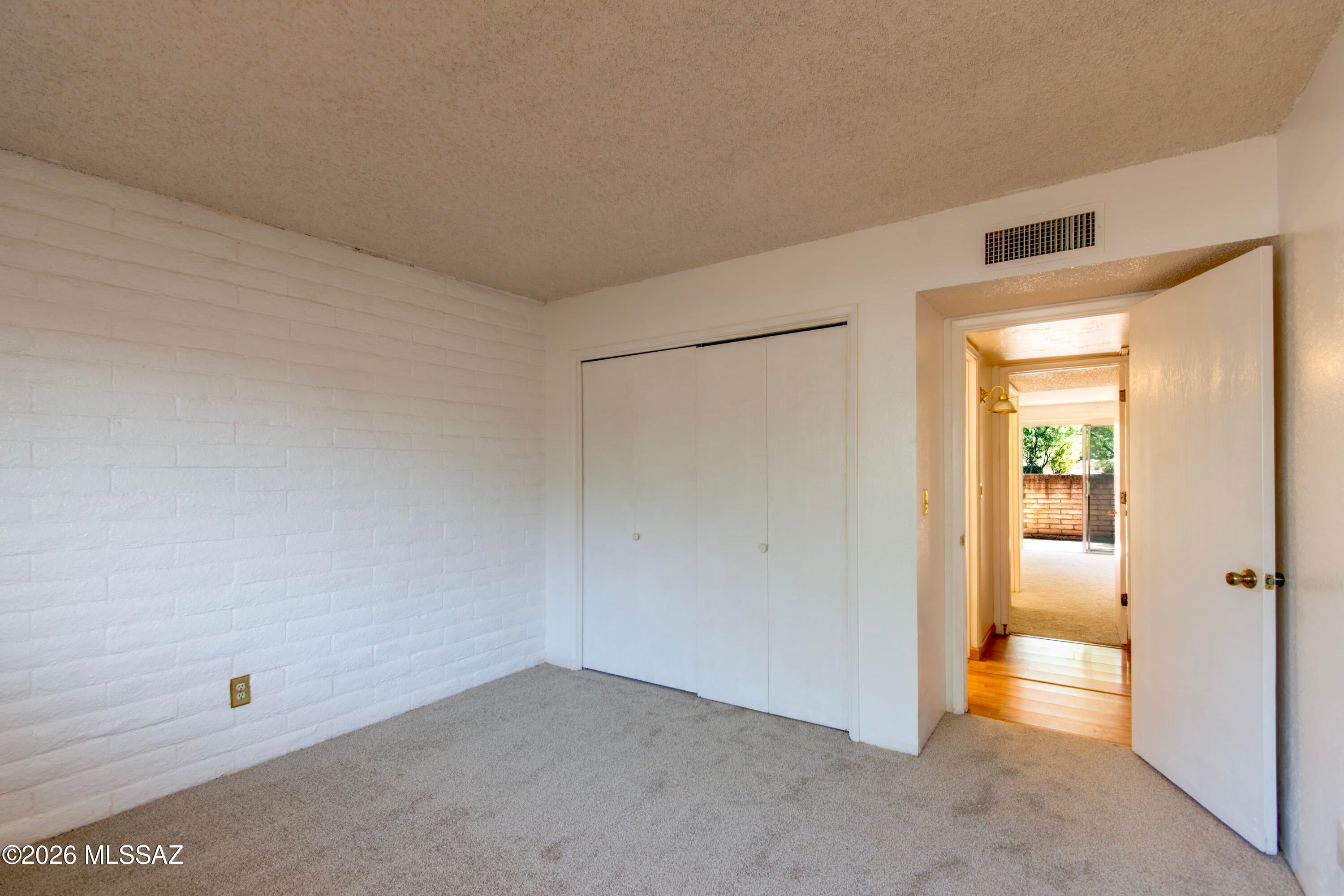 McCormick PlaceTwnhms Blk III (1-71) - Residential