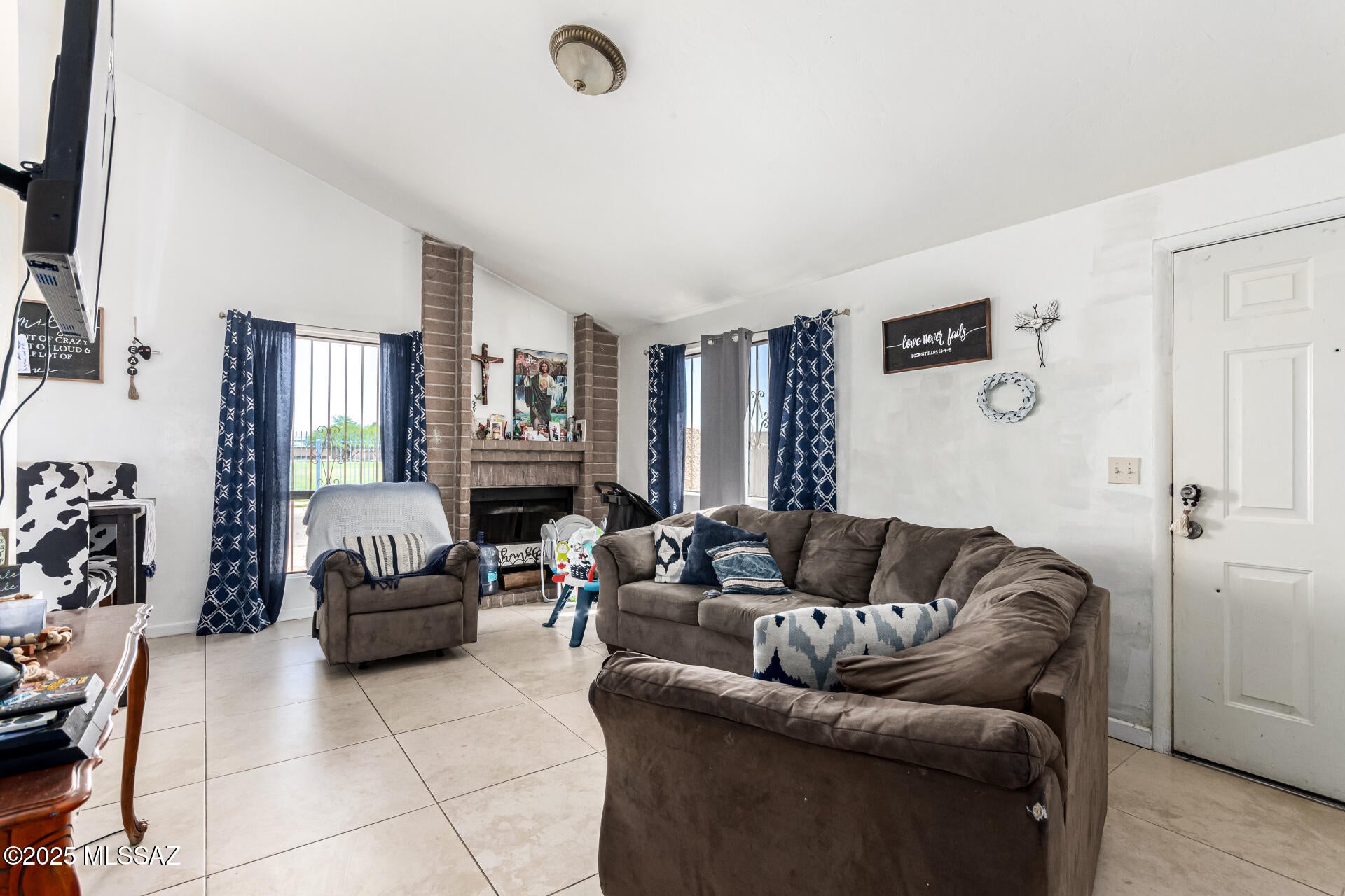 Kino Meadows (1-128) - Residential