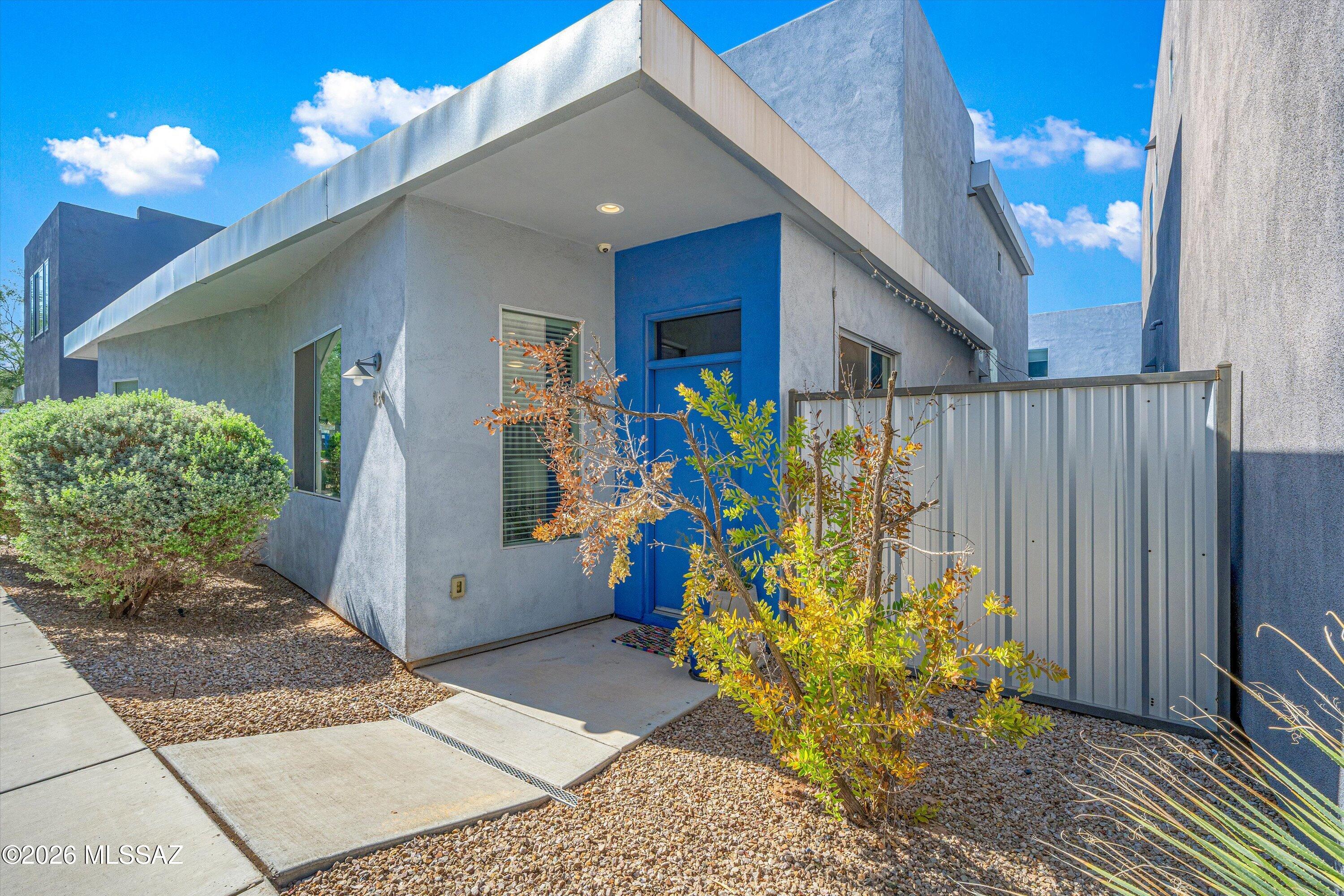 Park Modern SQ20153240738 - Residential